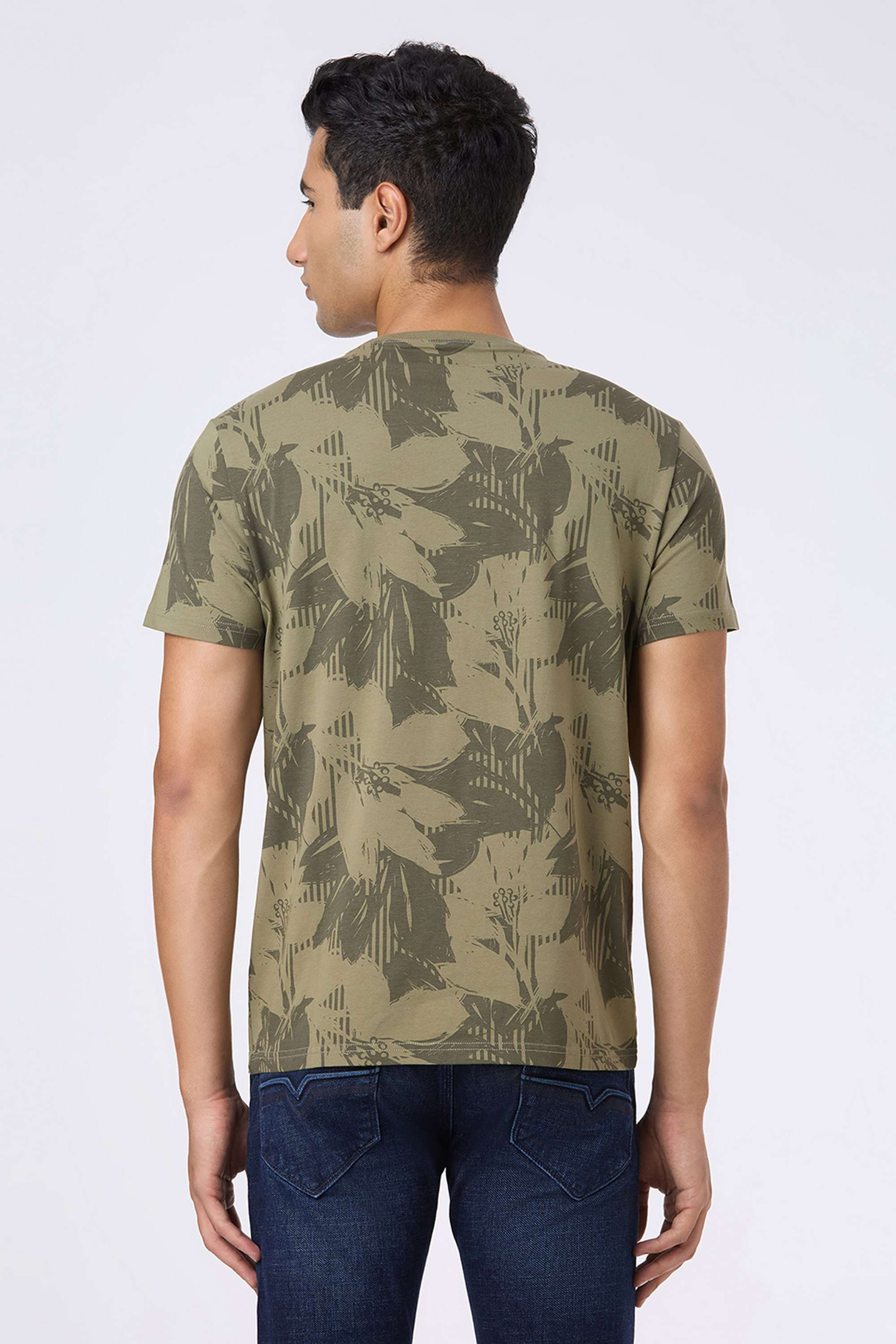 Printed-Cotton-Blend-Slim-Fit-Men-T-Shirt