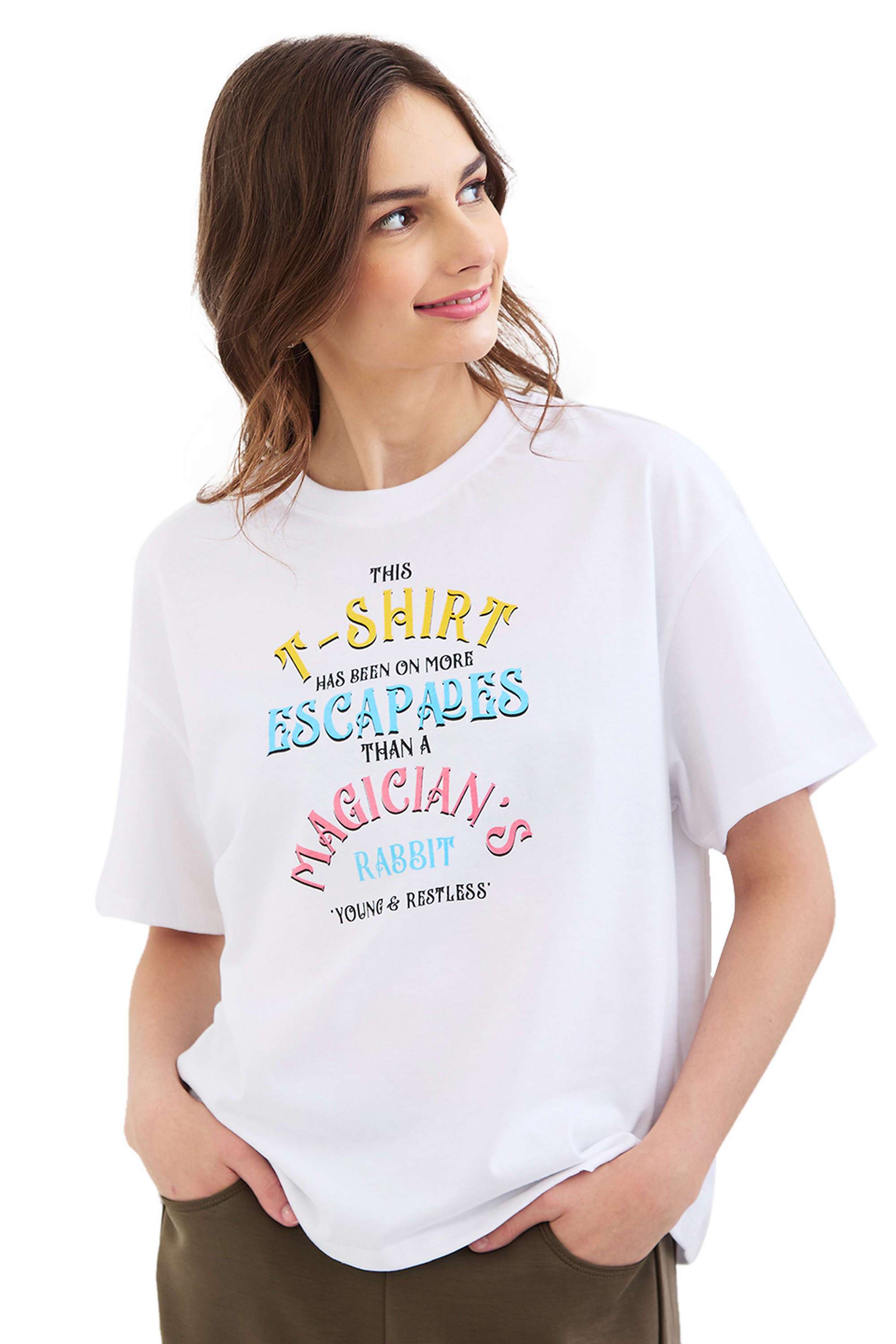 Graphic-Print-Blended-Fabric-Round-Neck-Women-s-T-Shirt