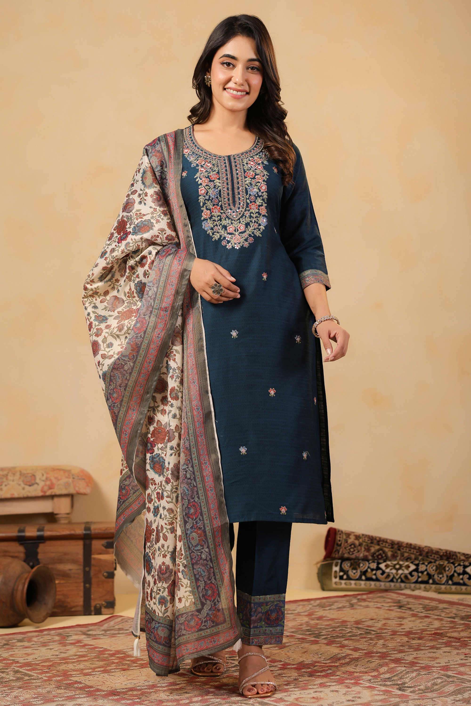 Printed-Silk-Round-Neck-Women-s-Festive-Wear-Kurta-Set