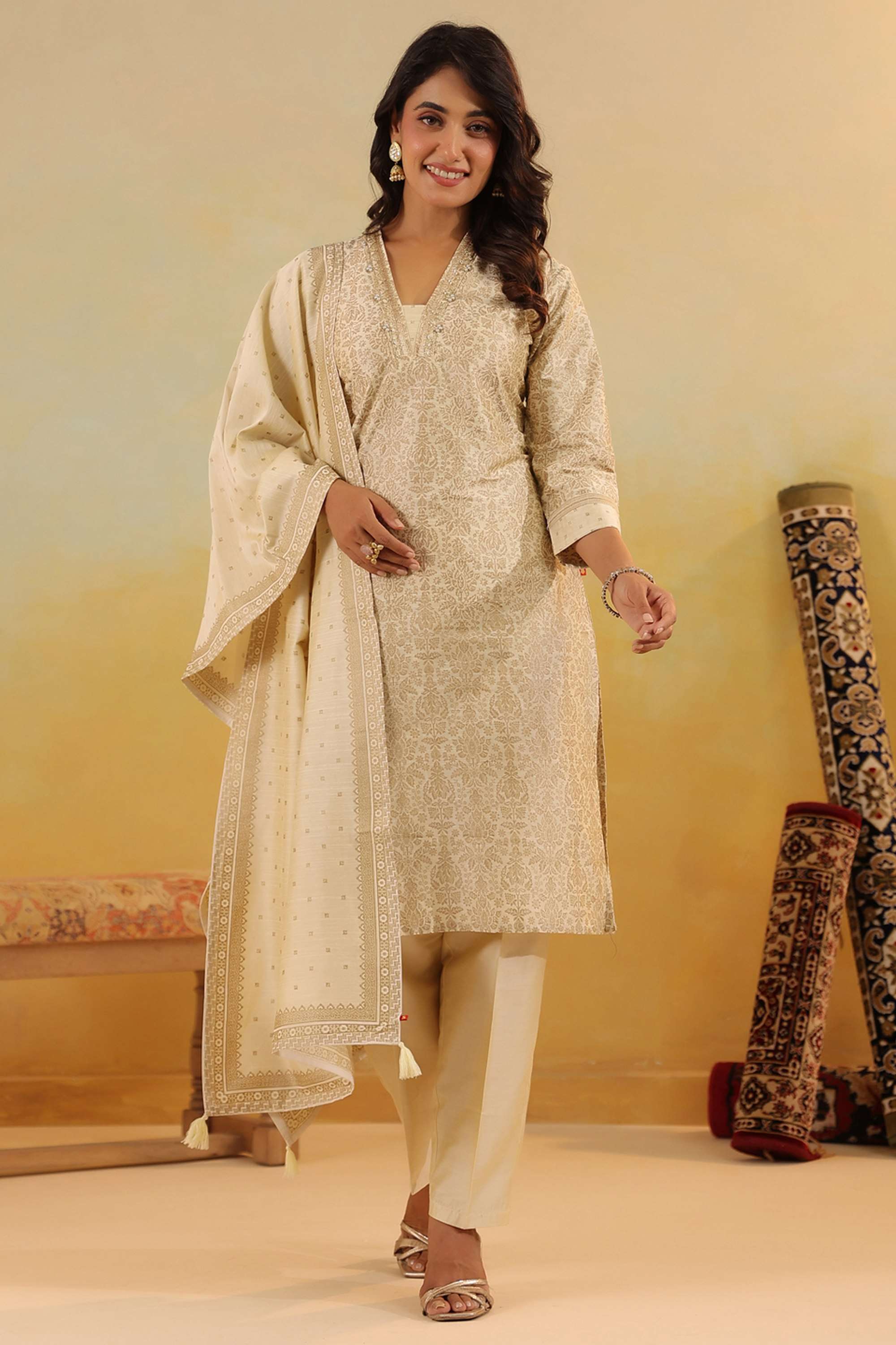 Printed-Silk-V-Neck-Women-Festive-Wear-Kurtas