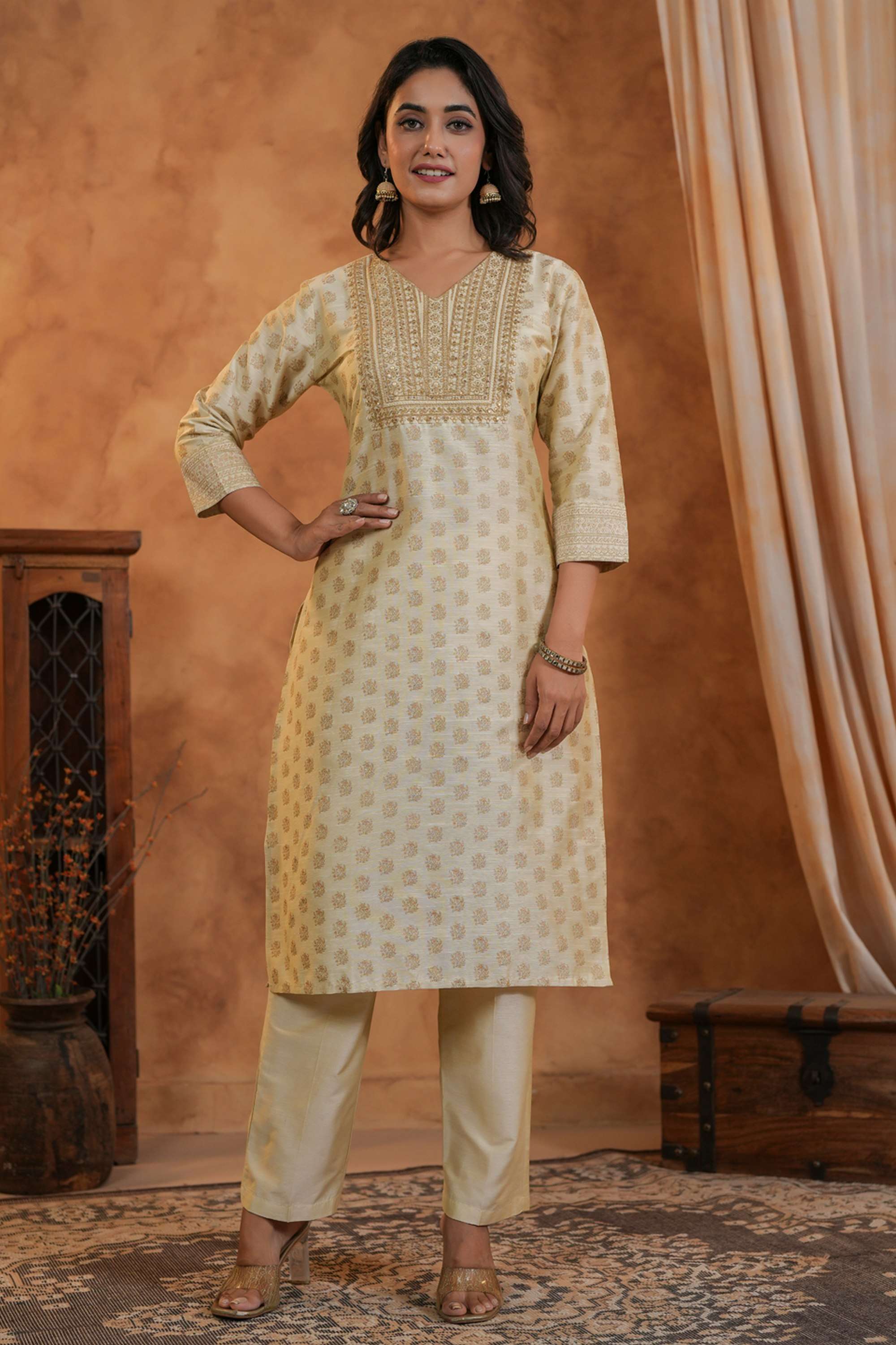 Printed-Silk-V-Neck-Women-Festive-Wear-Kurtas