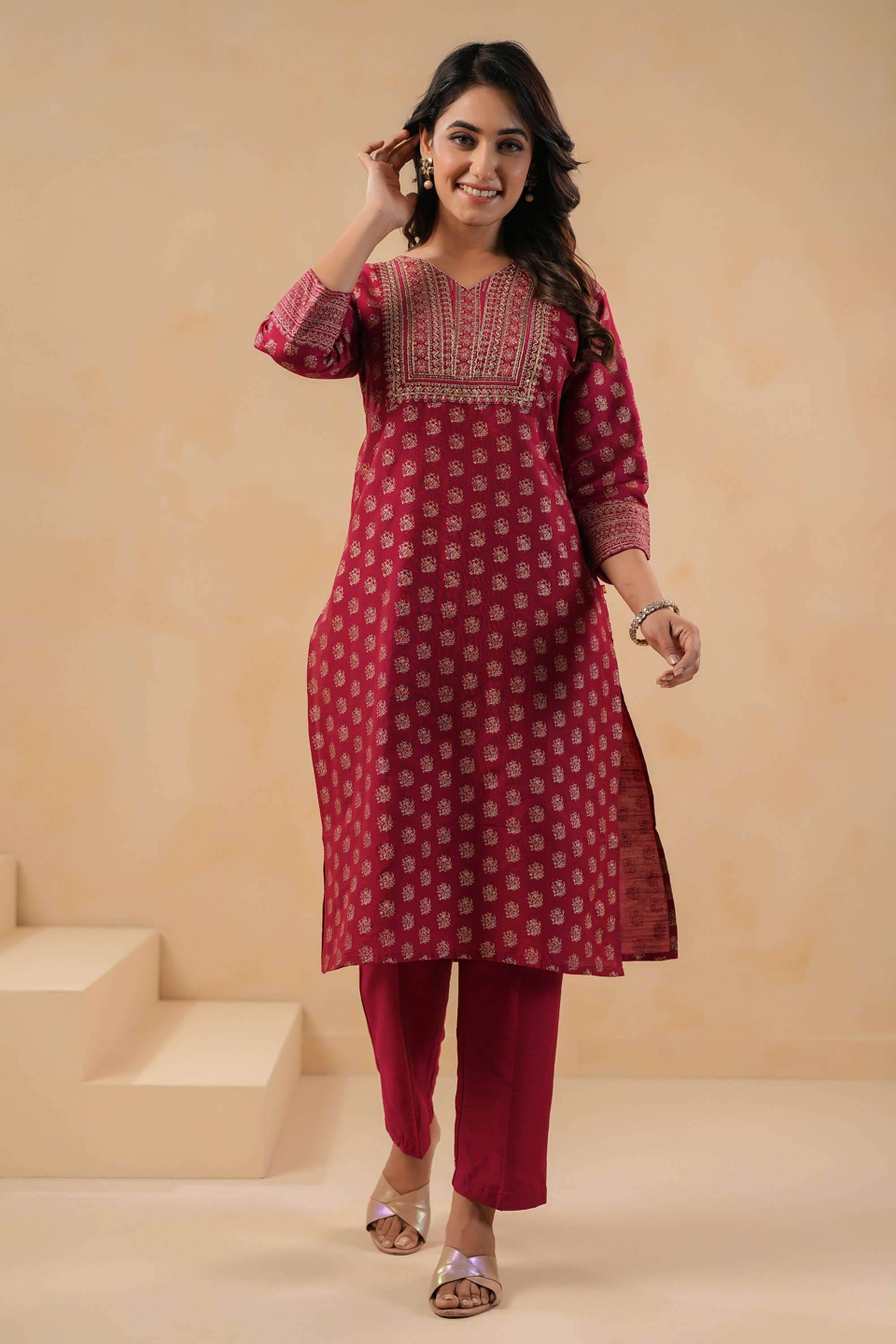 Printed-Silk-V-Neck-Women-Festive-Wear-Kurta