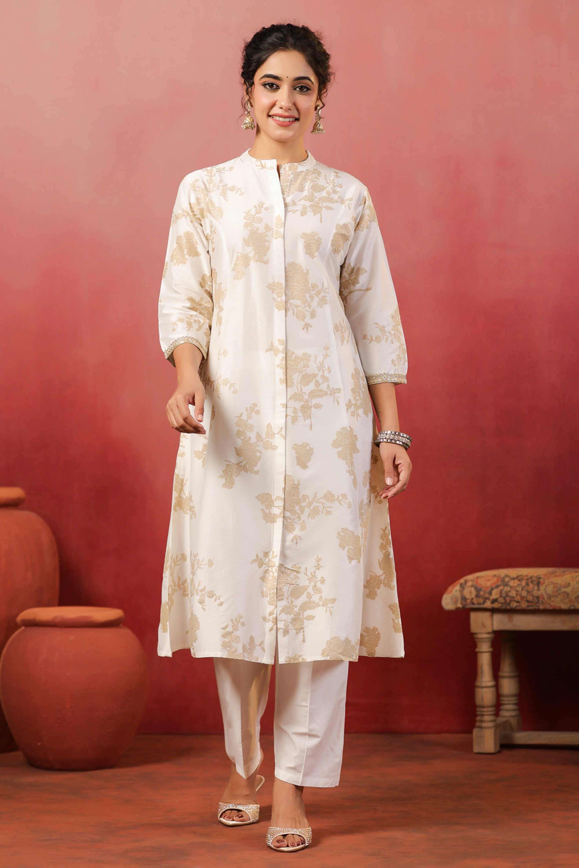 Printed-Silk-Collared-Women-s-Festive-Wear-Kurta-Set
