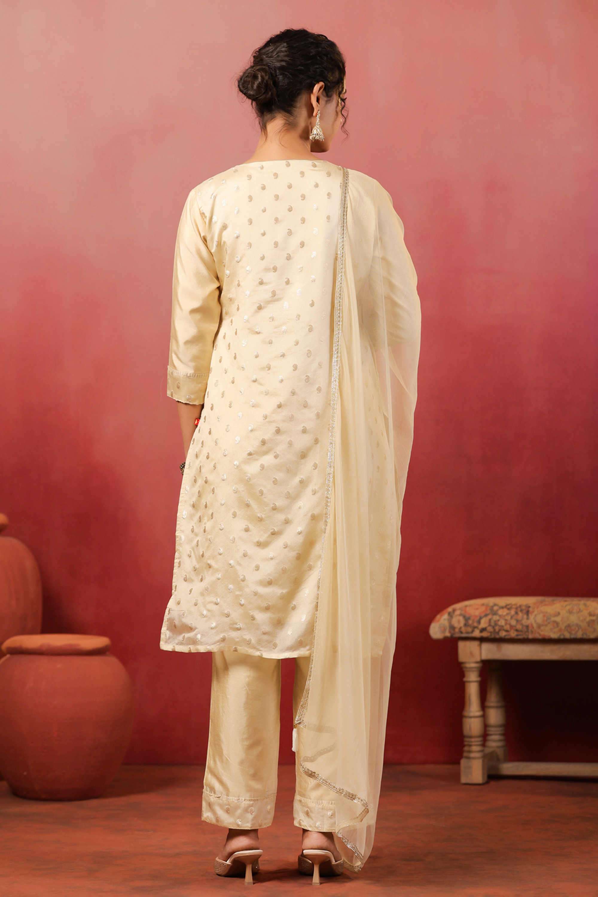 Printed-Viscose-V-Neck-Women-s-Festive-Wear-Kurta-Set