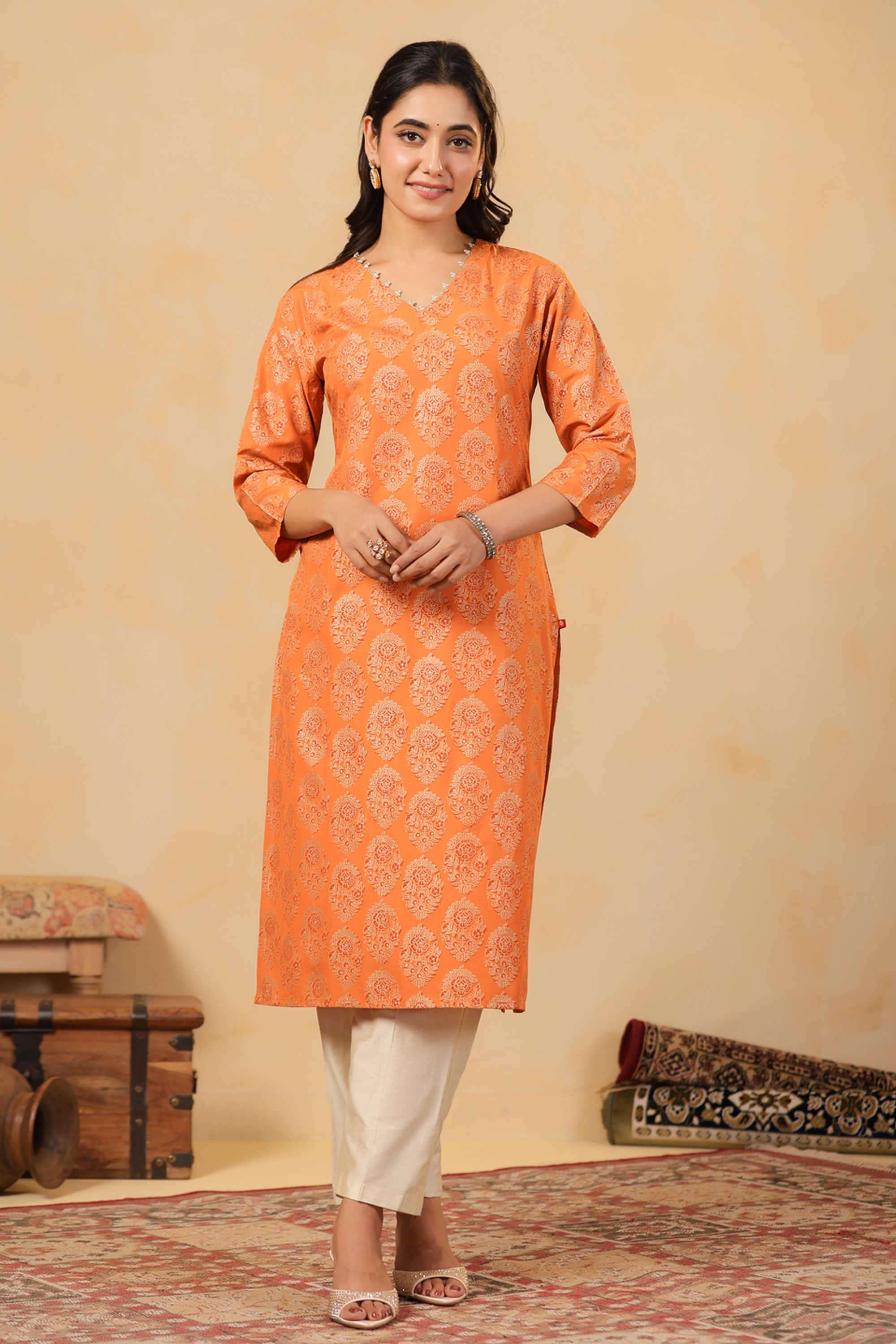 Printed-Viscose-V-Neck-Women-s-Festive-Wear-Kurta