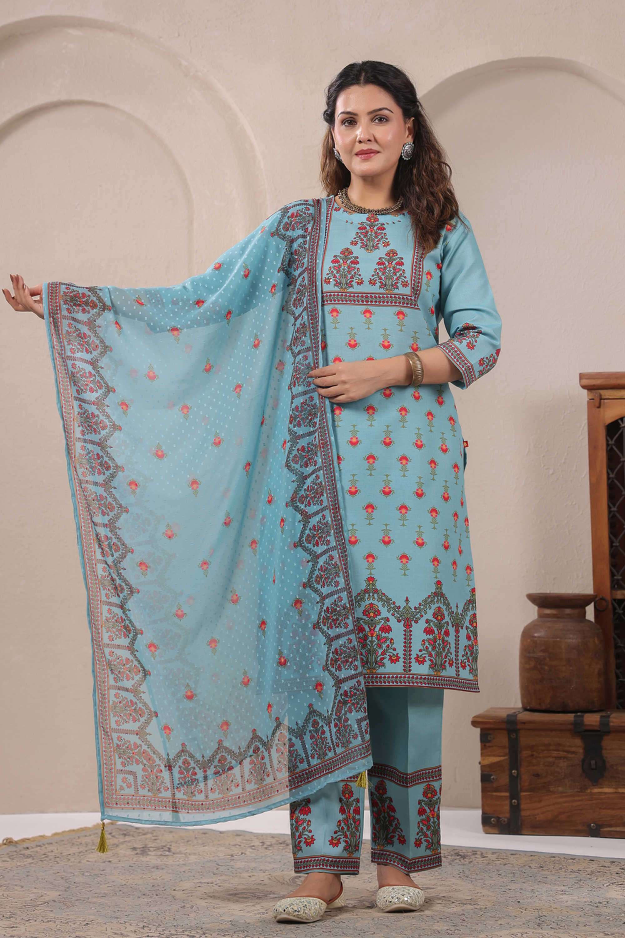 Printed-Cotton-Round-Neck-Women-s-Festive-Wear-Kurta-Set