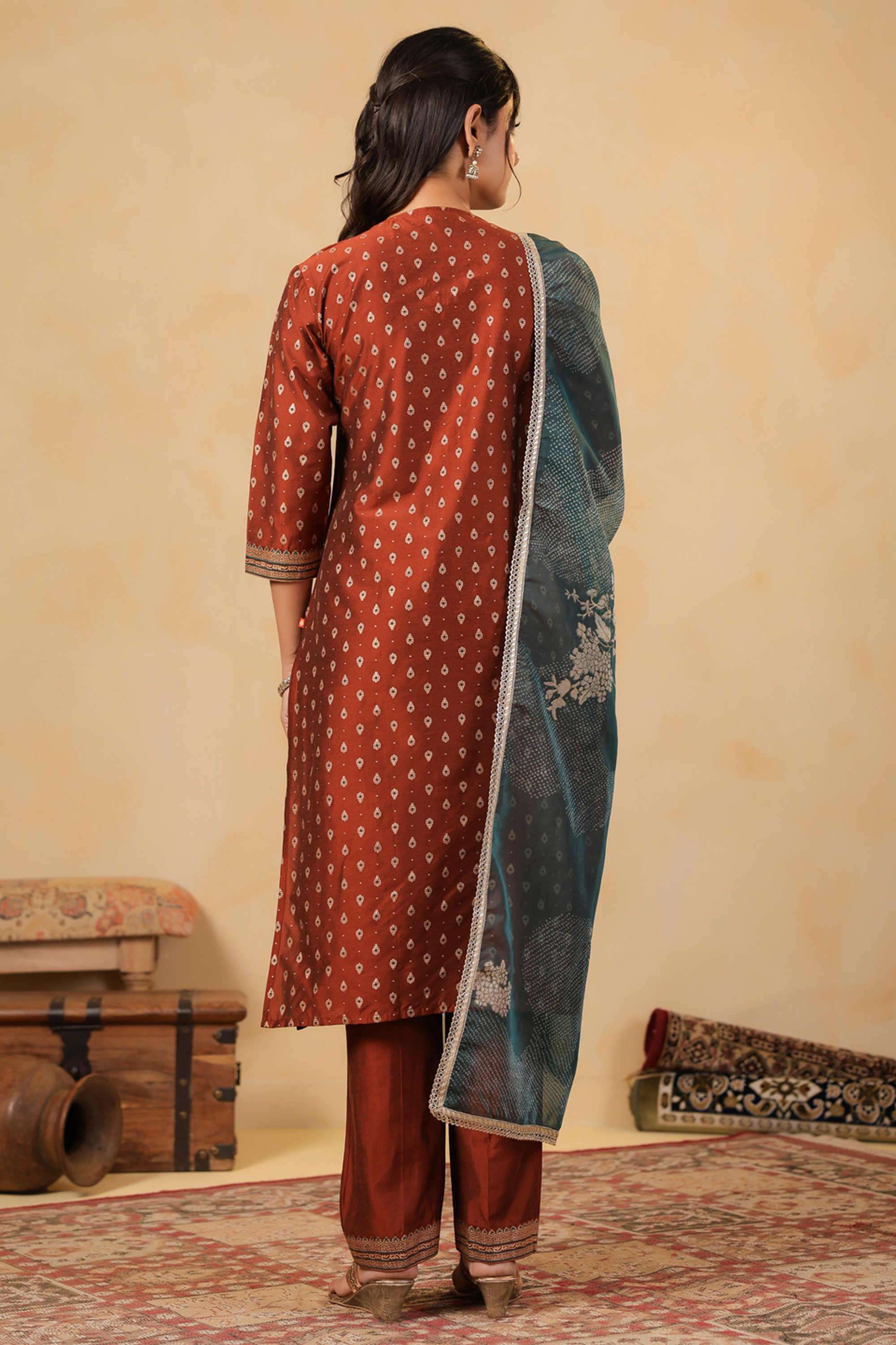 Printed-Silk-V-Neck-Women-s-Festive-Wear-Kurta