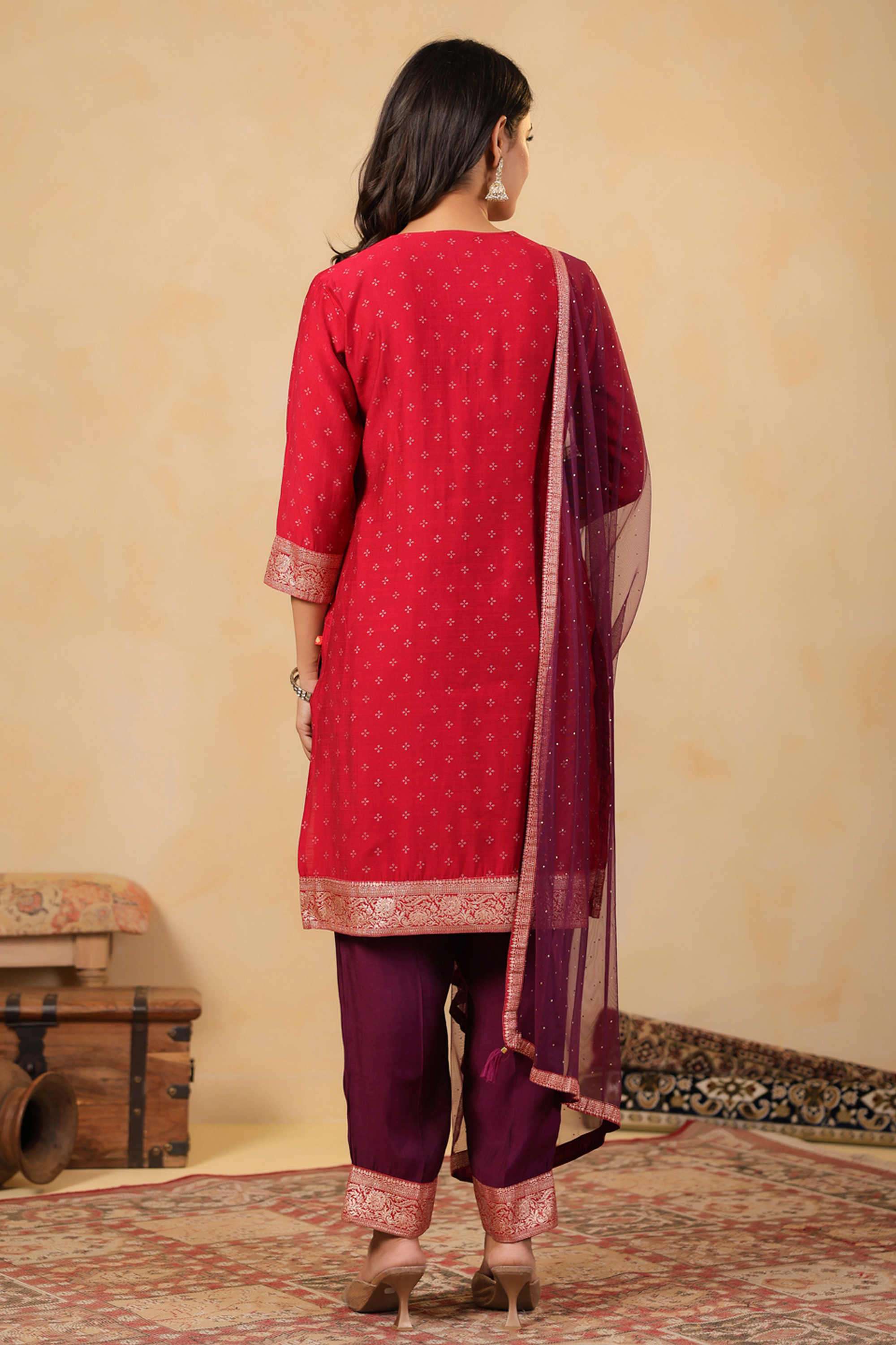 Printed-Silk-V-Neck-Women-s-Festive-Wear-Kurta-Set