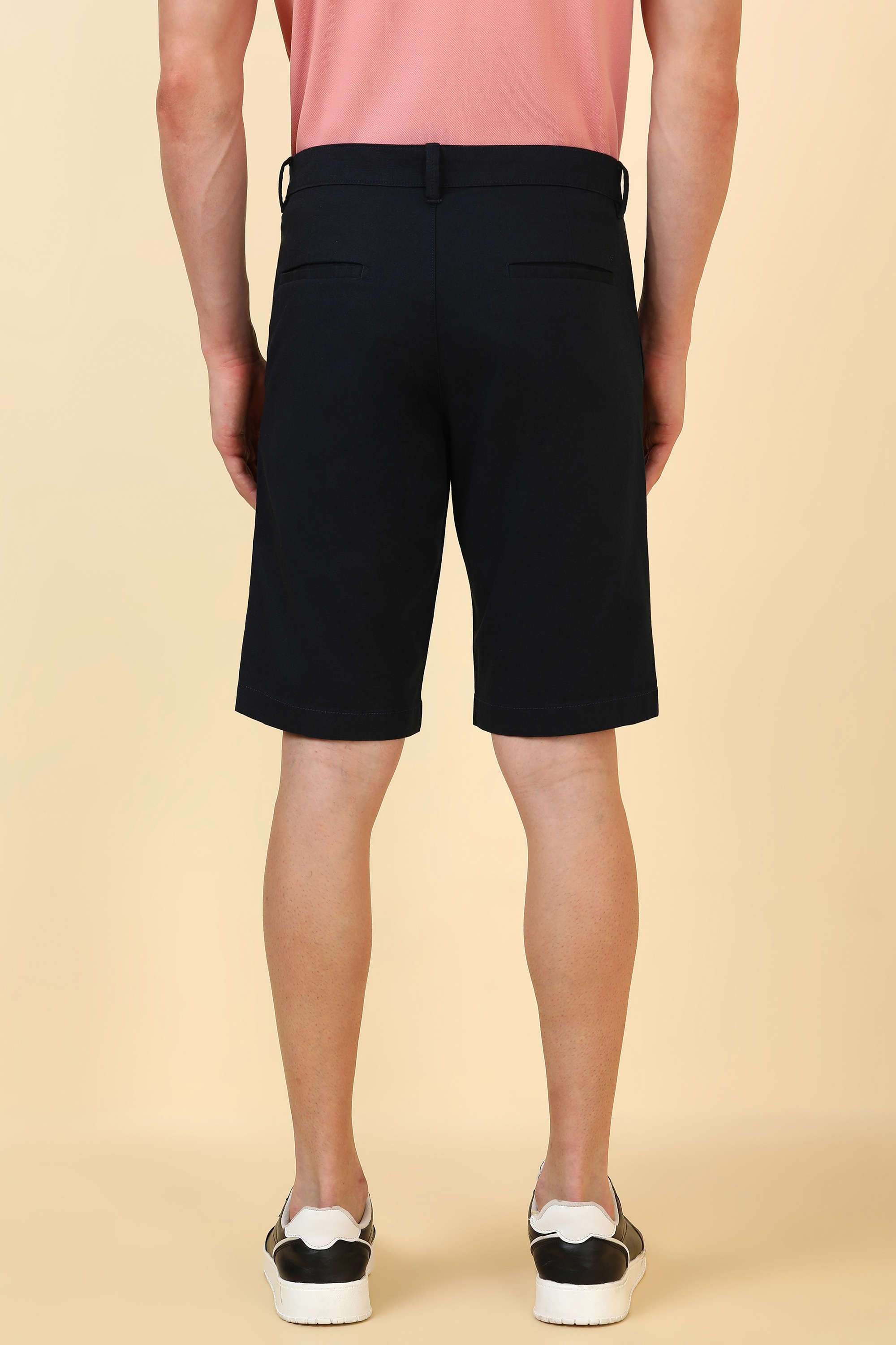 Textured-Cotton-Blend-Super-Slim-Fit-Men-Casual-Wear-Shorts