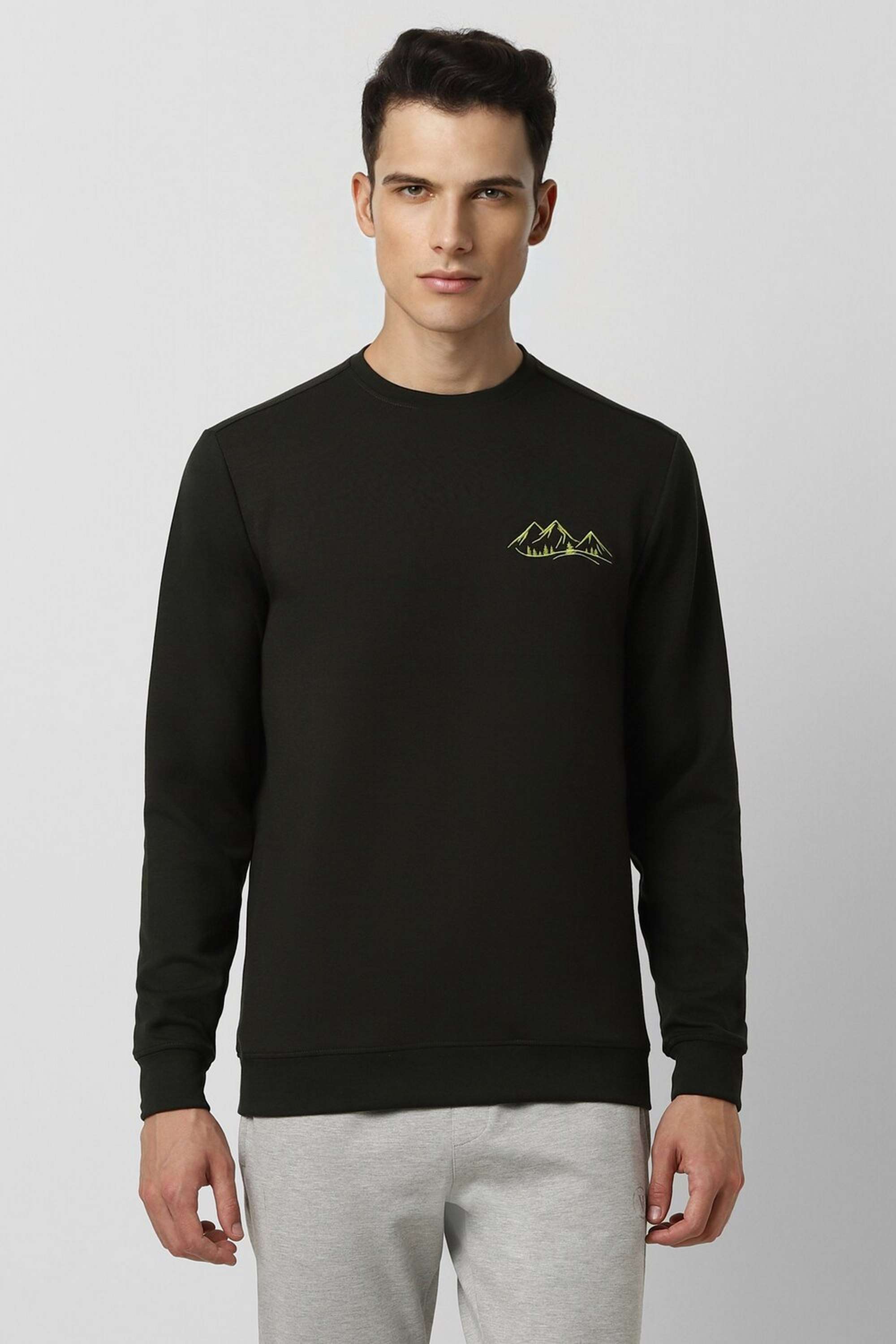 Solid-Blended-Fabric-Regular-Fit-Men-Sweatshirt