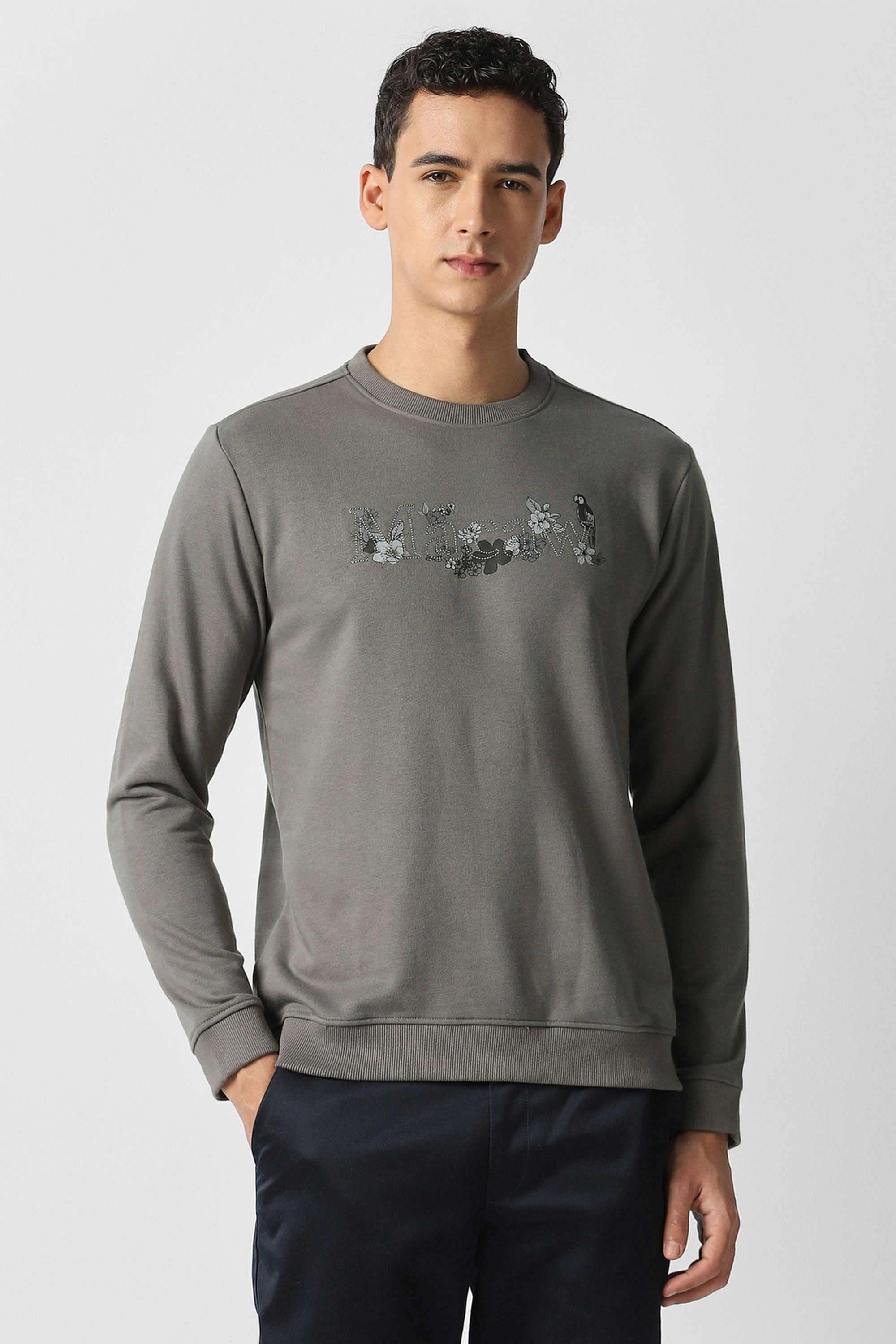 Solid-Blended-Fabric-Regular-Fit-Men-s-Sweatshirt