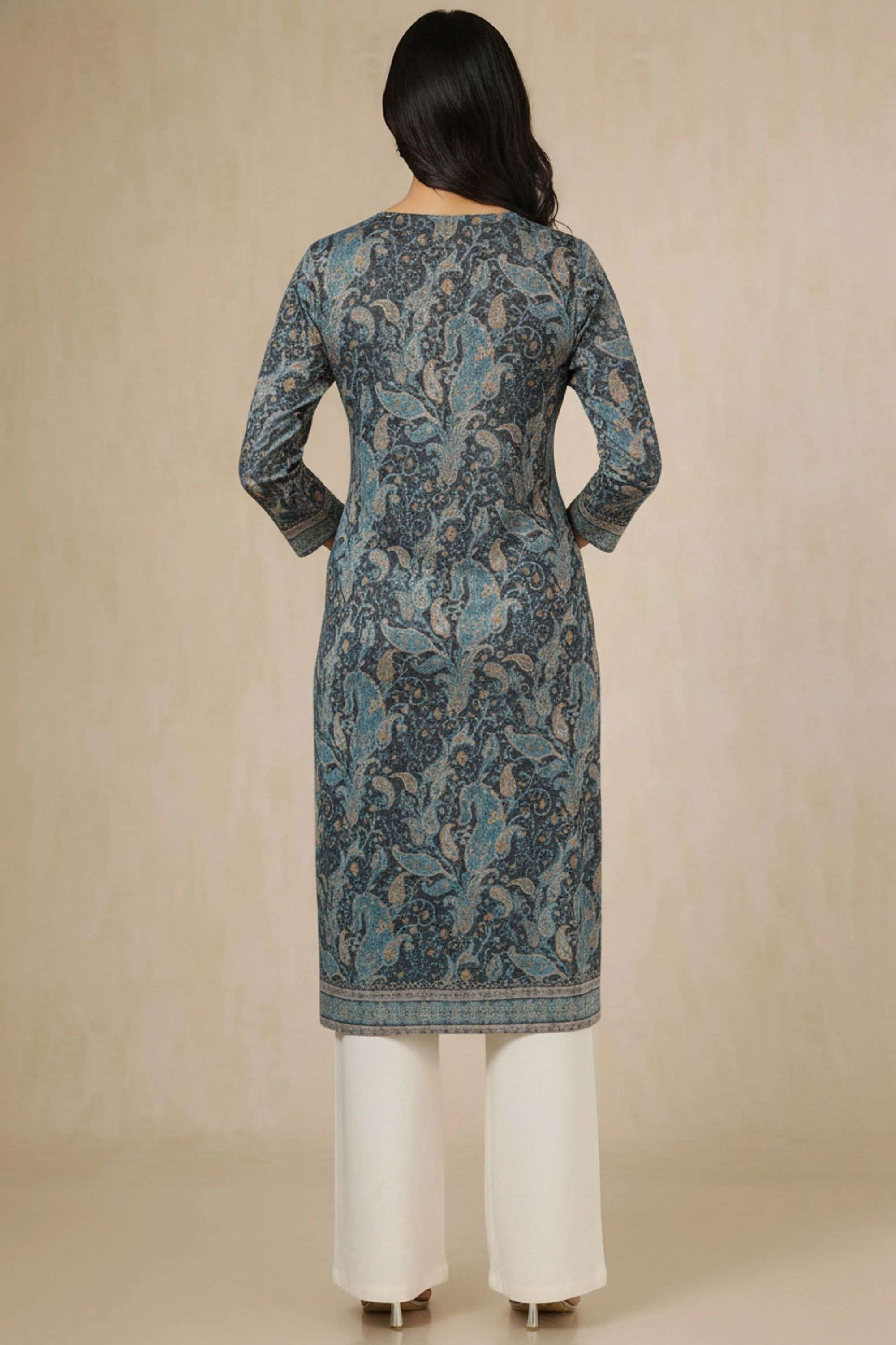 Solid-Blended-Fabric-Regular-Fit-Winter-Wear-Women-Kurta