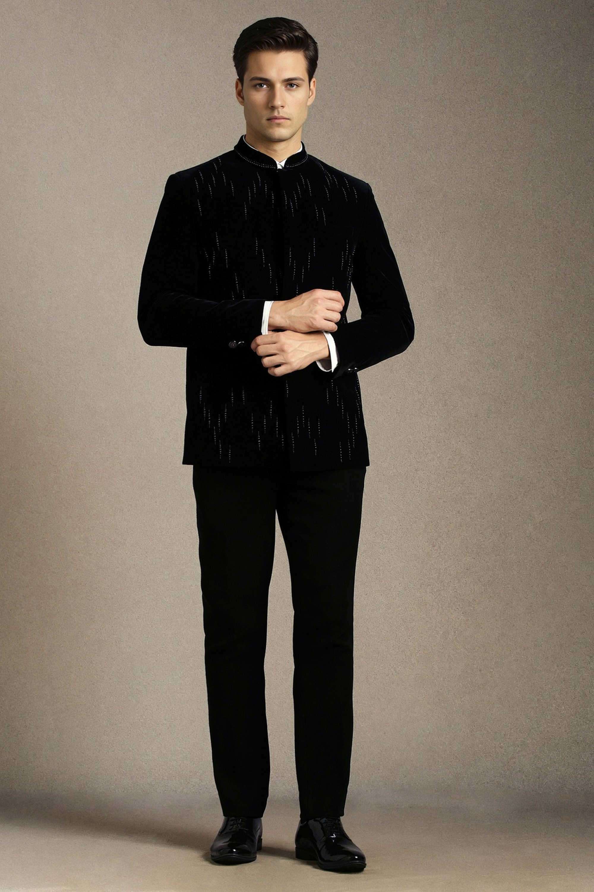 Solid-Polyester-Regular-Fit-Men-s-Suit