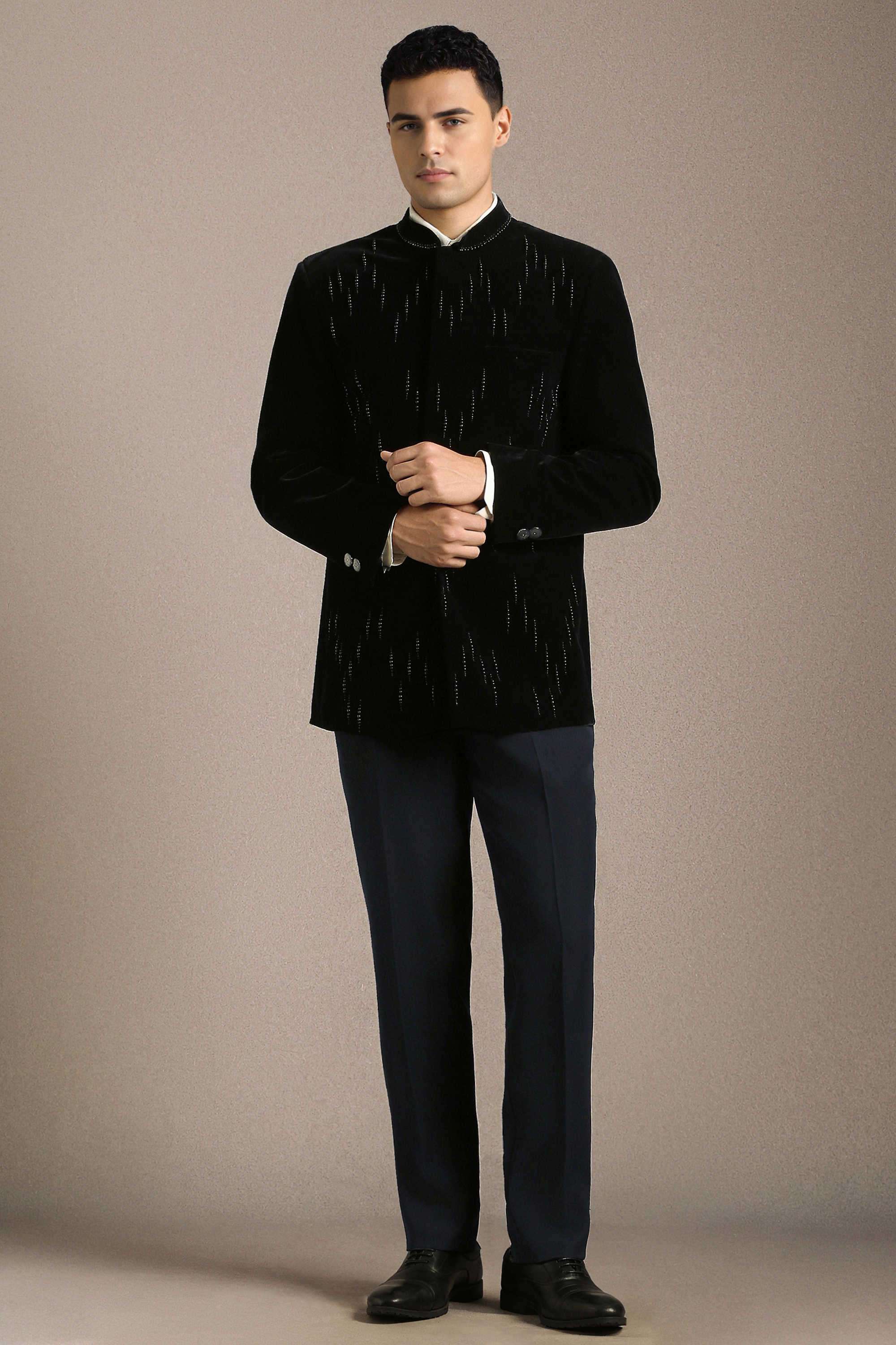 Solid-Polyester-Regular-Fit-Men-s-Suit