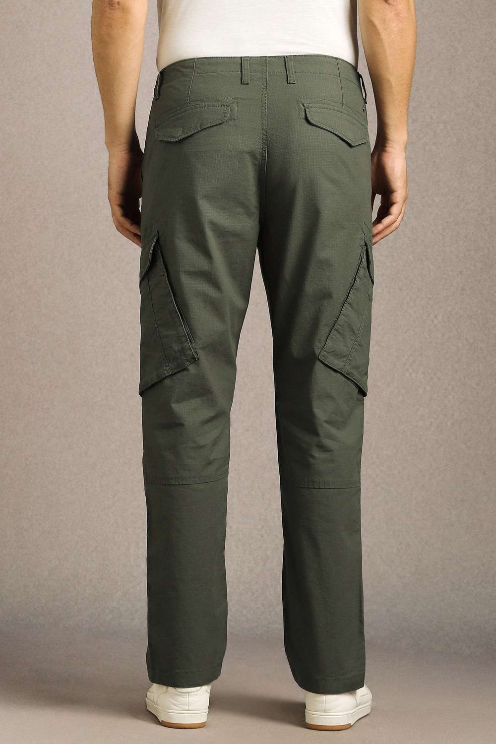 Solid-Cotton-Blend-Regular-Fit-Men-s-Trousers