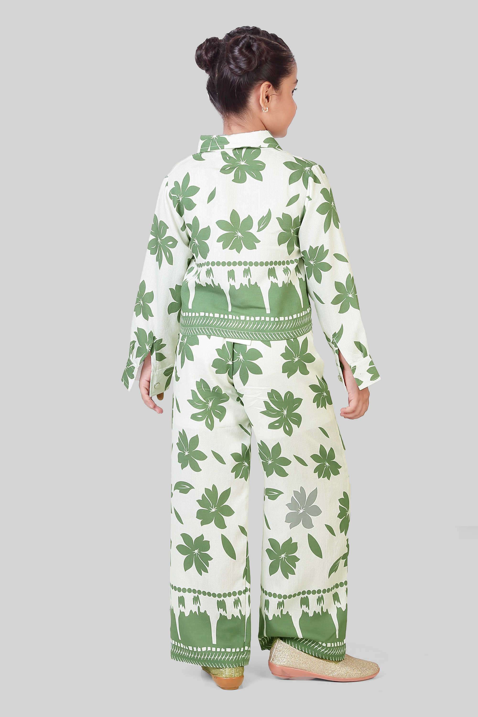 Printed-Polyester-Collared-Girl-s-Casual-Wear-Clothing-Set