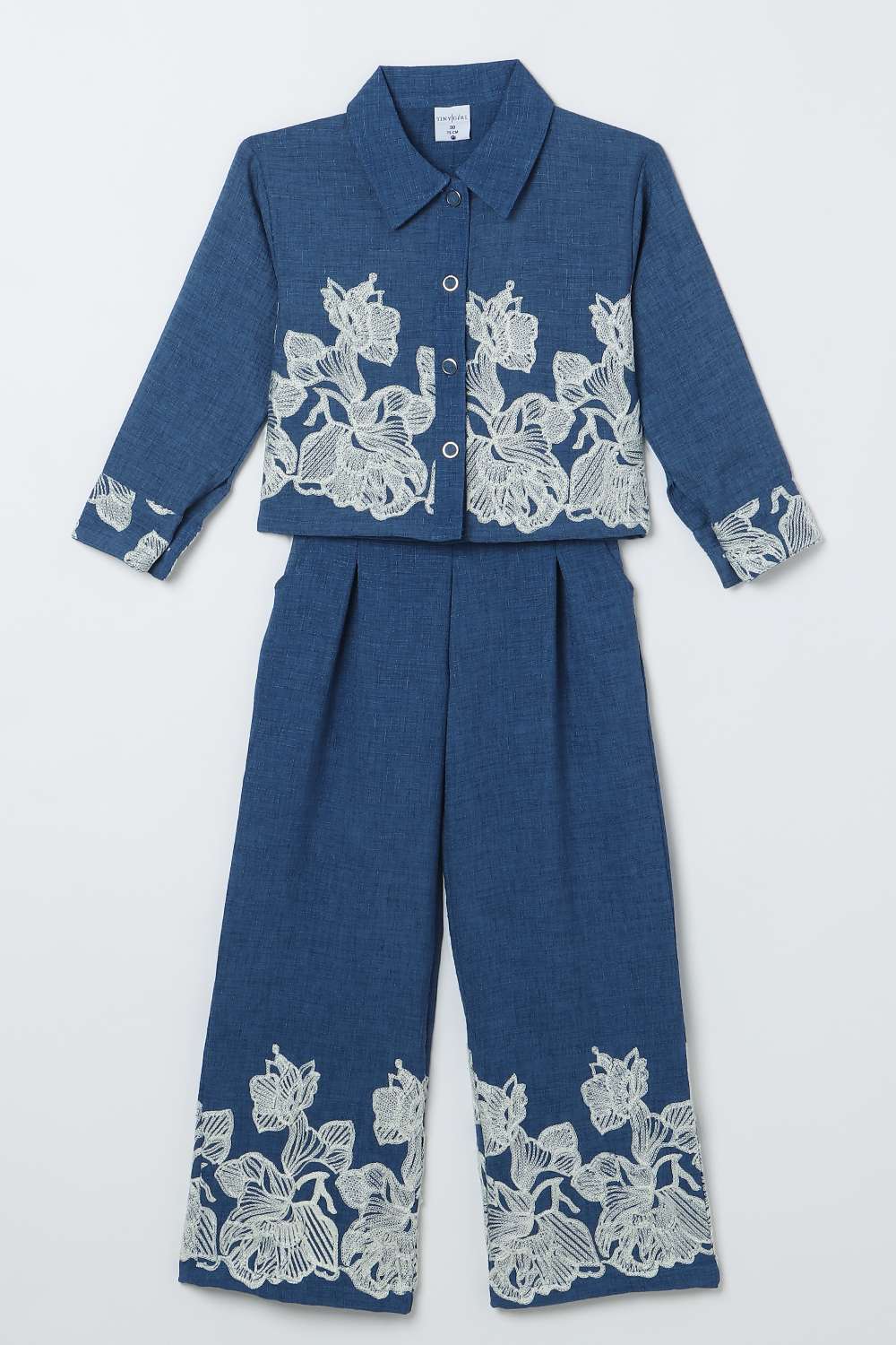 Embroidered-Polyester-Collared-Girl-s-Casual-Wear-Clothing-Set