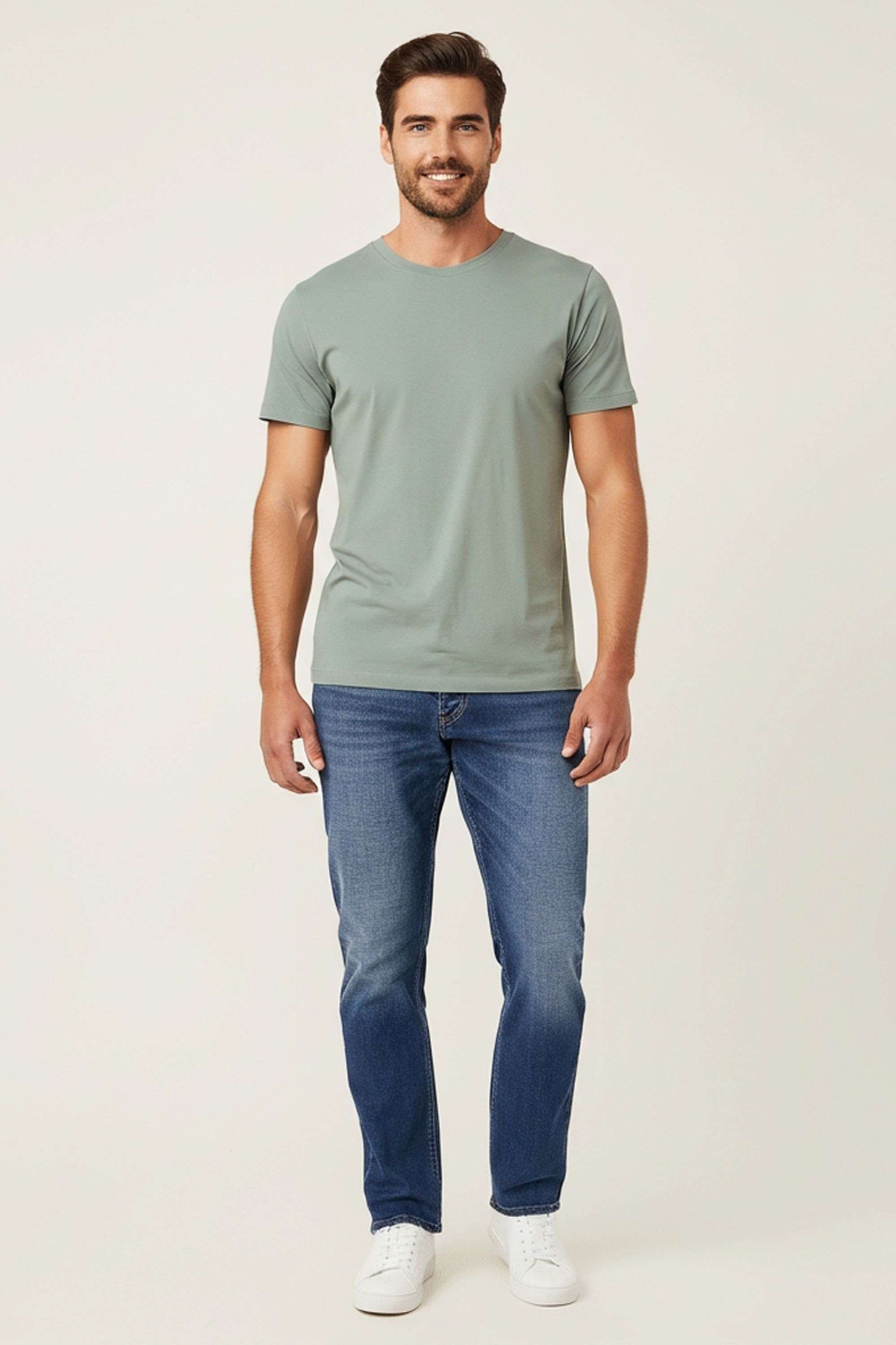 Solid-Blended-Fabric-Regular-Fit-Men-s-Jeans