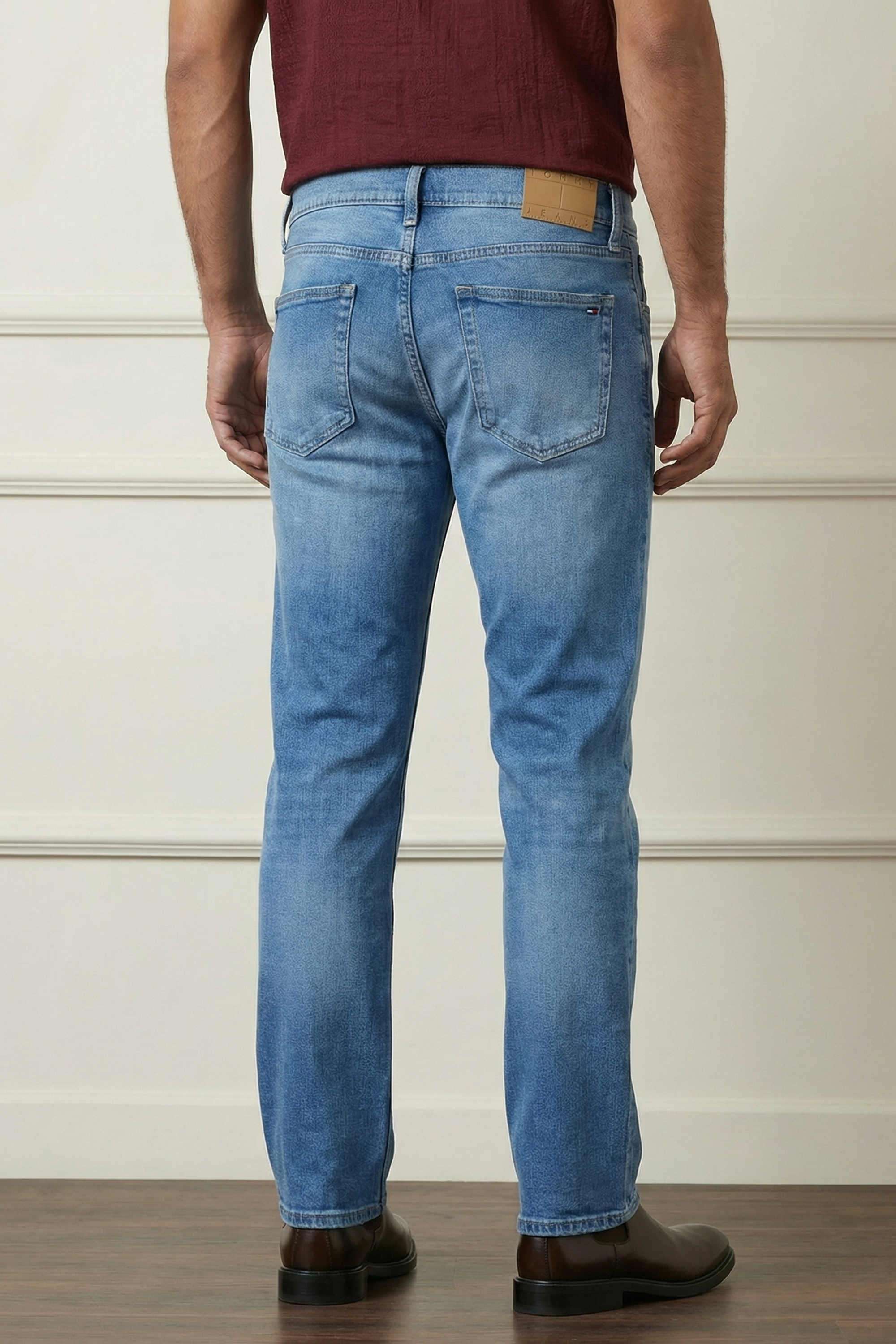 Light-Wash-Cotton-Regular-Fit-Men-s-Jeans
