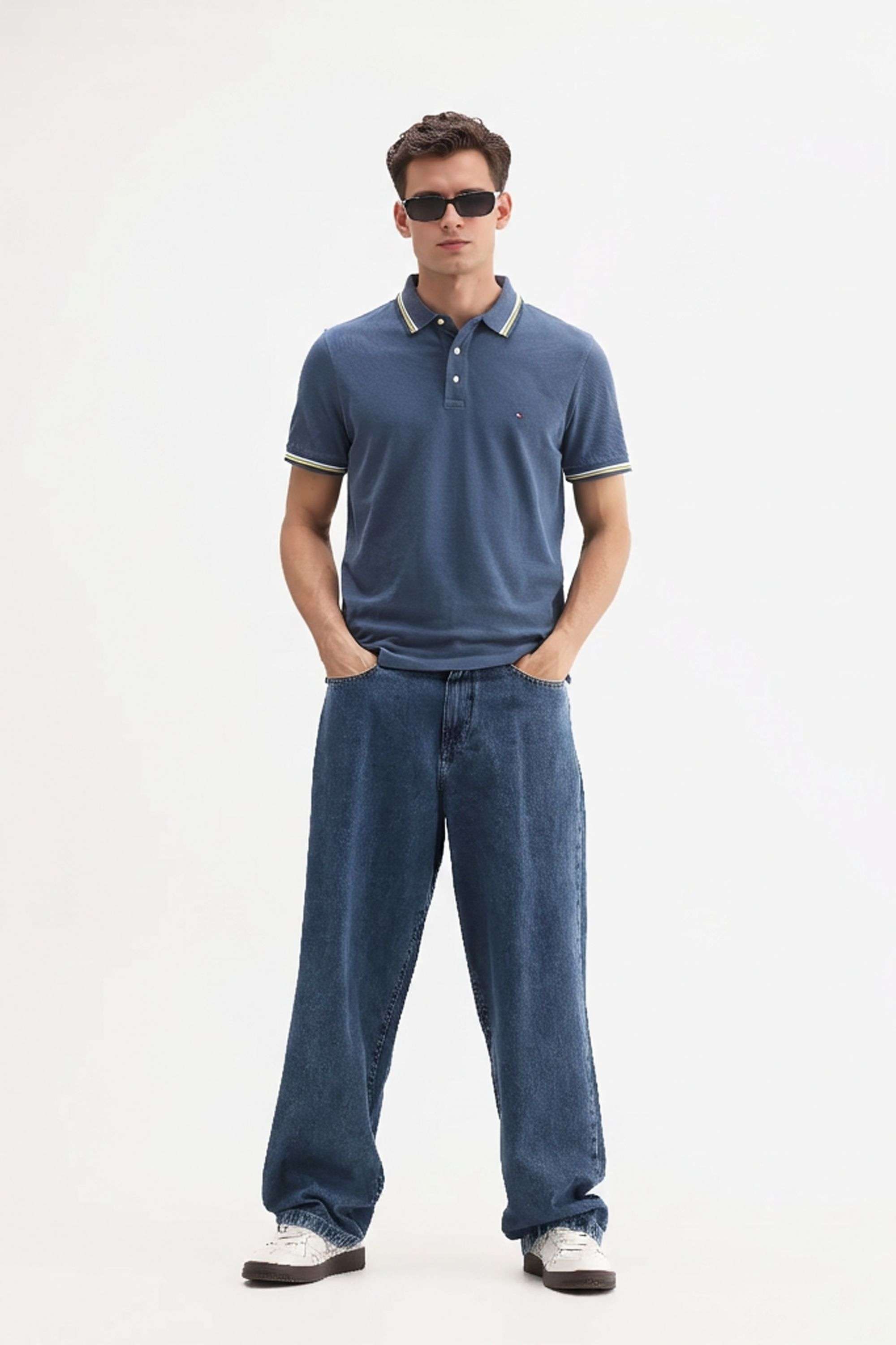 Solid-Blended-Fabric-Regular-Fit-Men-Polo-T-Shirt
