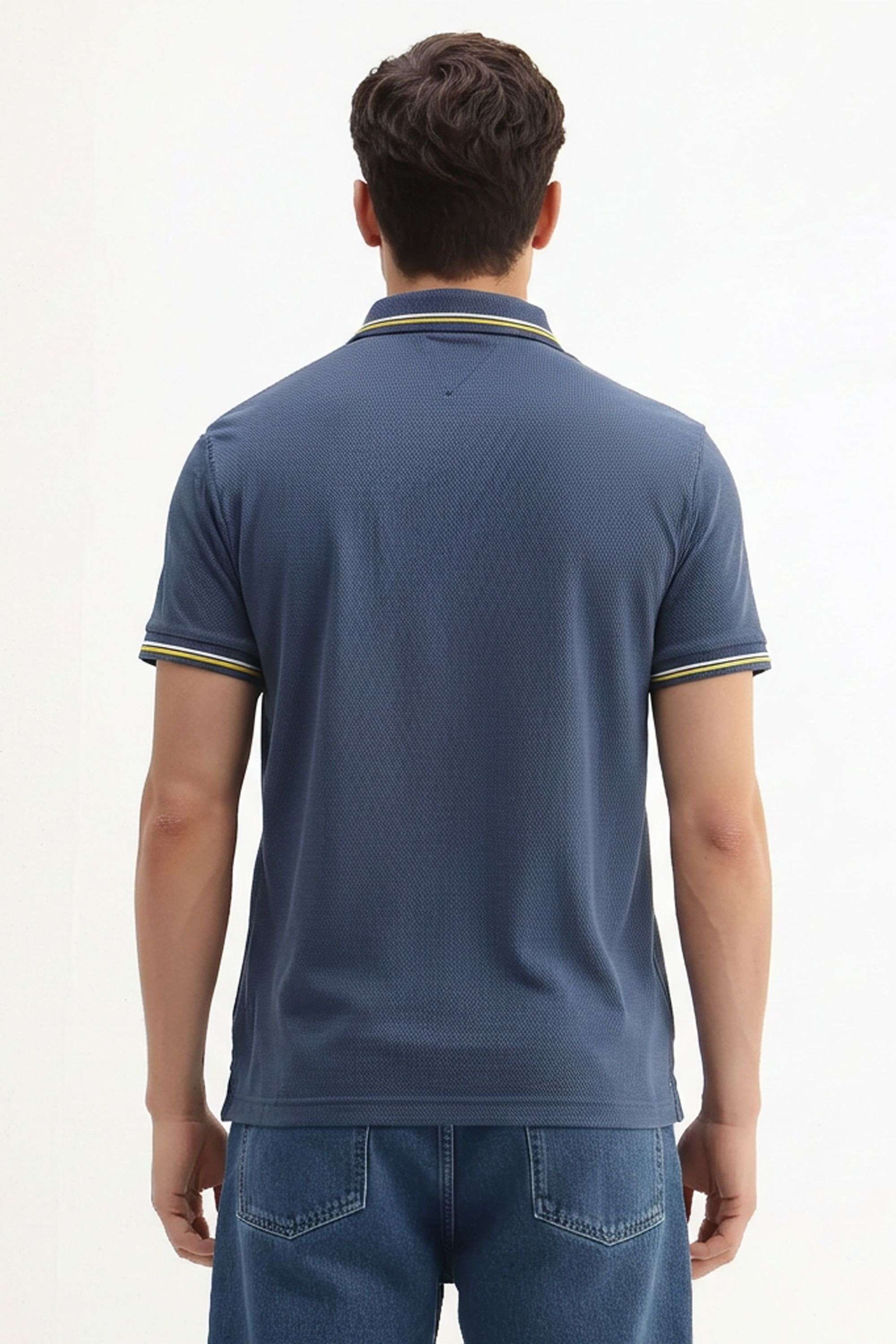 Solid-Blended-Fabric-Regular-Fit-Men-Polo-T-Shirt
