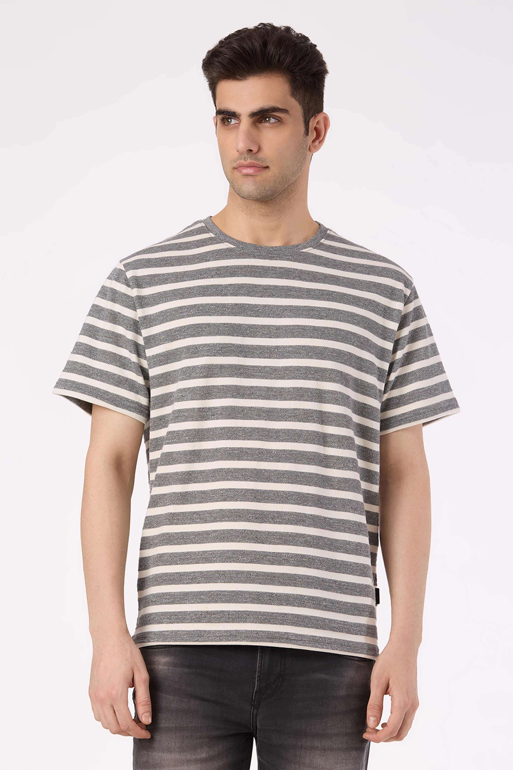 Stripes-Poly-Cotton-Regular-Fit-Men-T-Shirt
