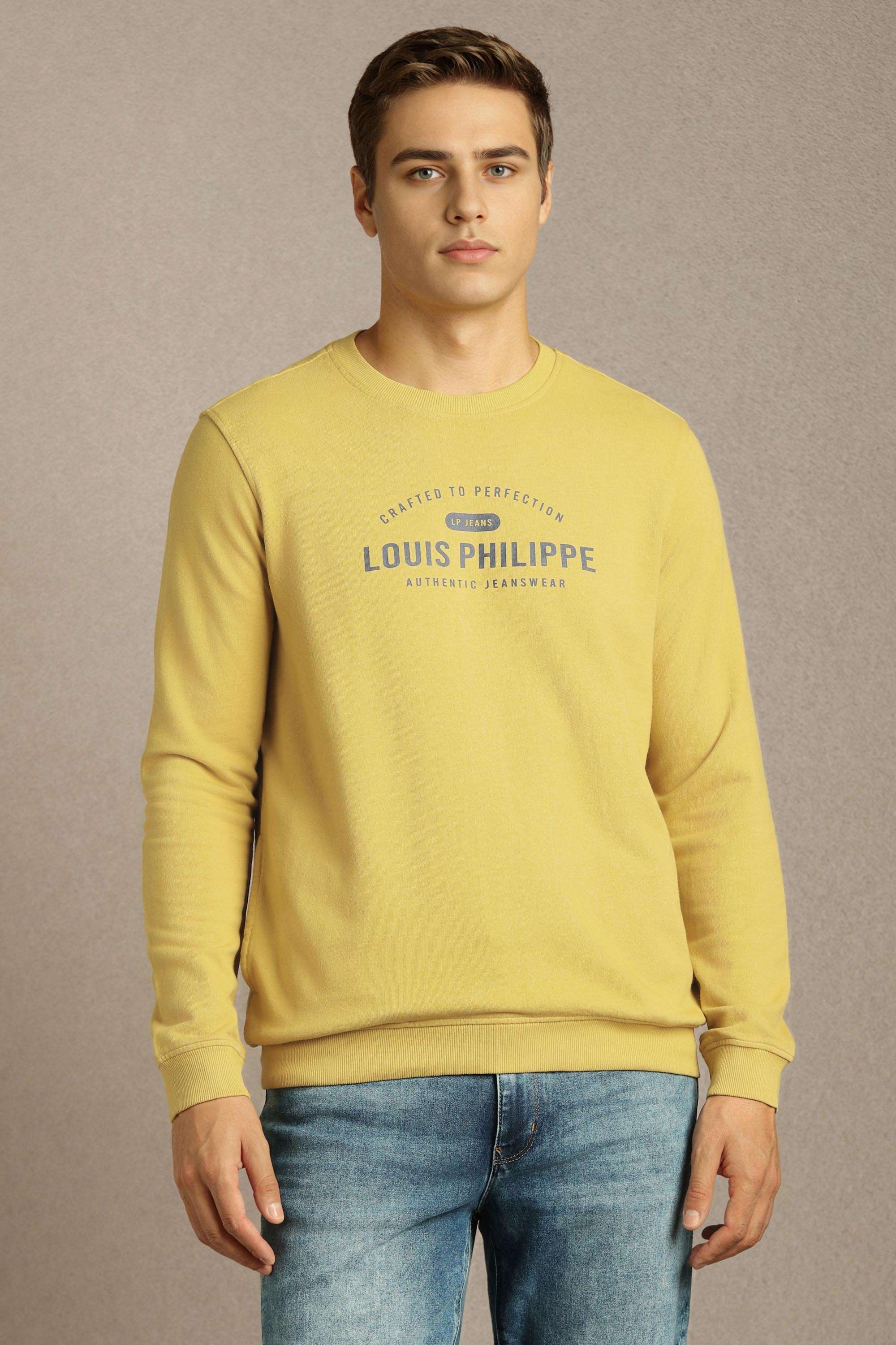 Solid-Cotton-Regular-Fit-Men-Sweatshirt