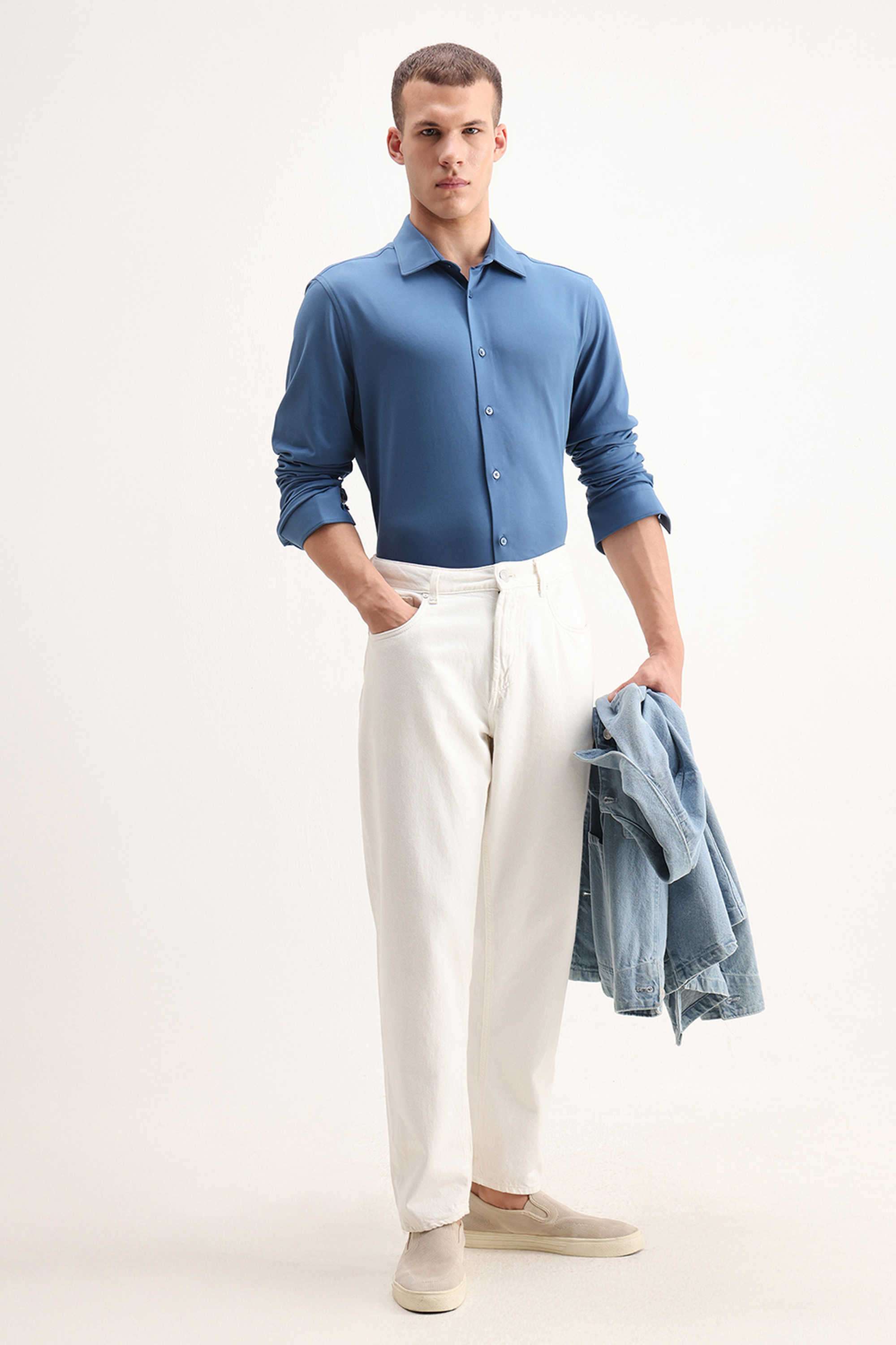 Solid-Cotton-Regular-Fit-Men-s-Casual-Shirt