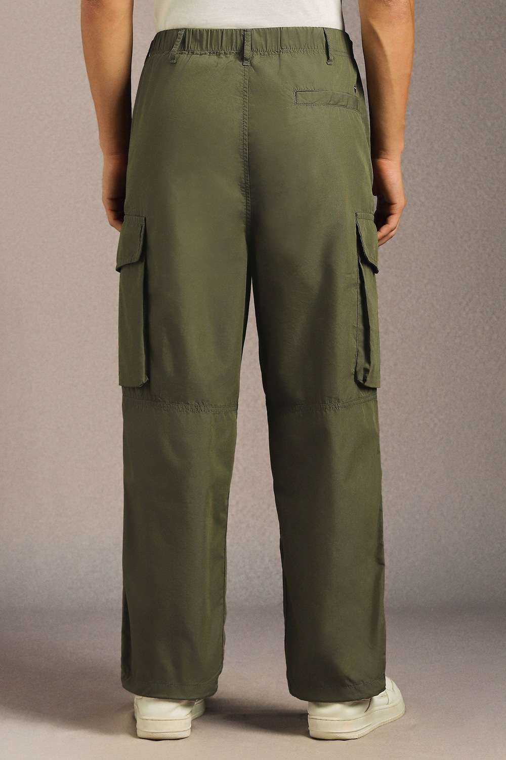 Solid-Cotton-Blend-Regular-Fit-Men-s-Casual-Trousers