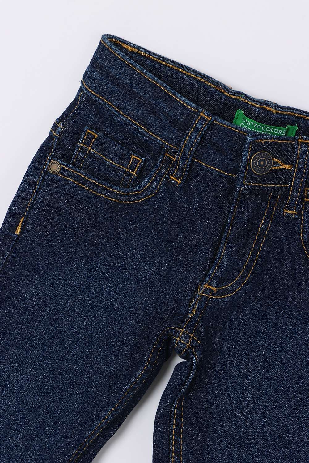 Solid-Blended-Fabric-Regular-Fit-Unisex-Jeans