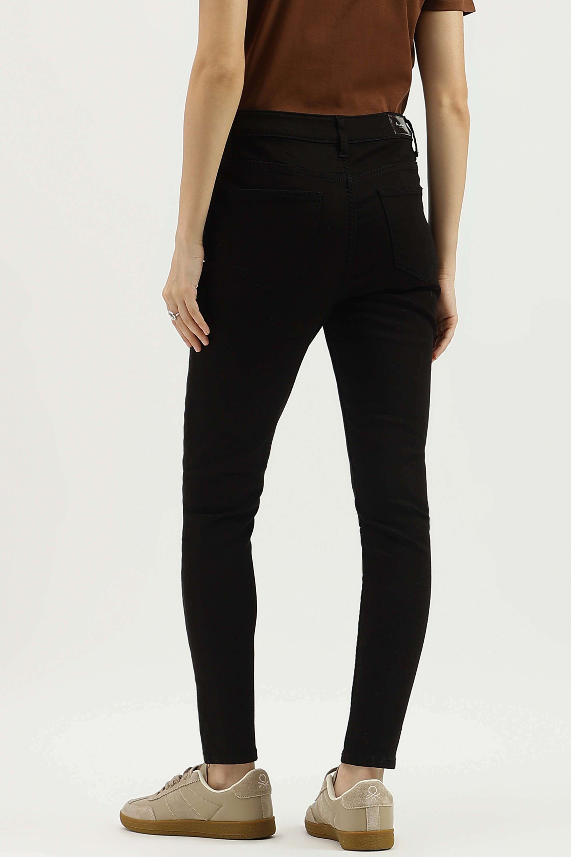 Solid-Blended-Fabric-Skinny-Fit-Women-s-Jeans