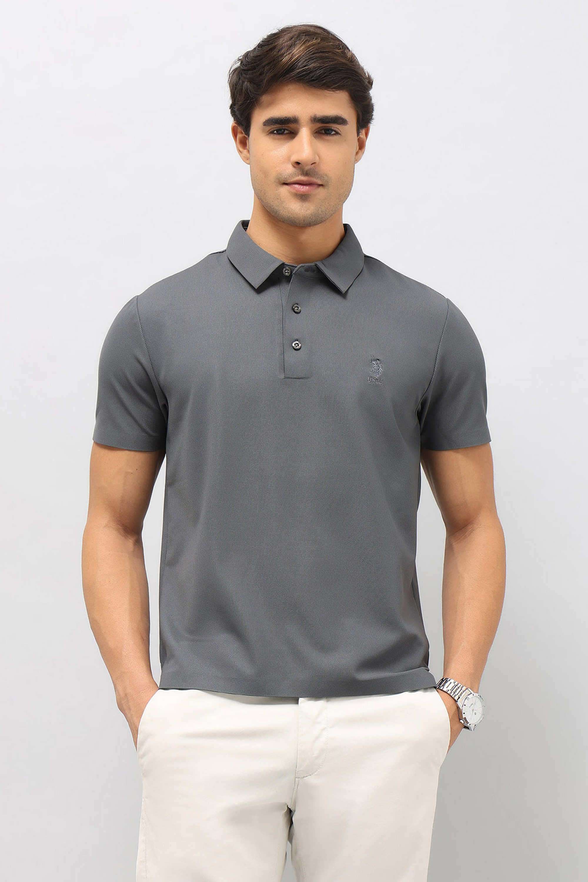 Solid-Nylon-Men-Casual-Wear-Slim-Fit-T-Shirt