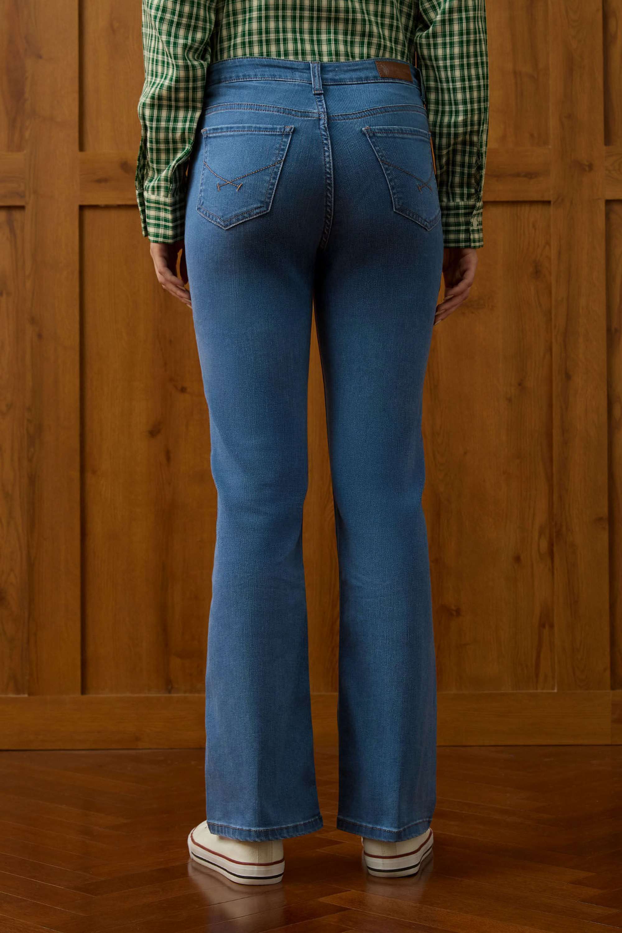 High-Rise-Cotton-Bootcut-Fit-Women-s-Jeans