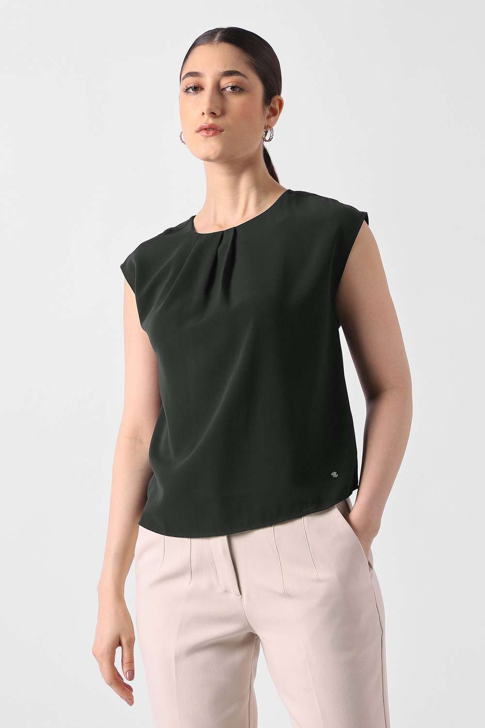 Solid-Polyester-Round-Neck-Women-s-Top