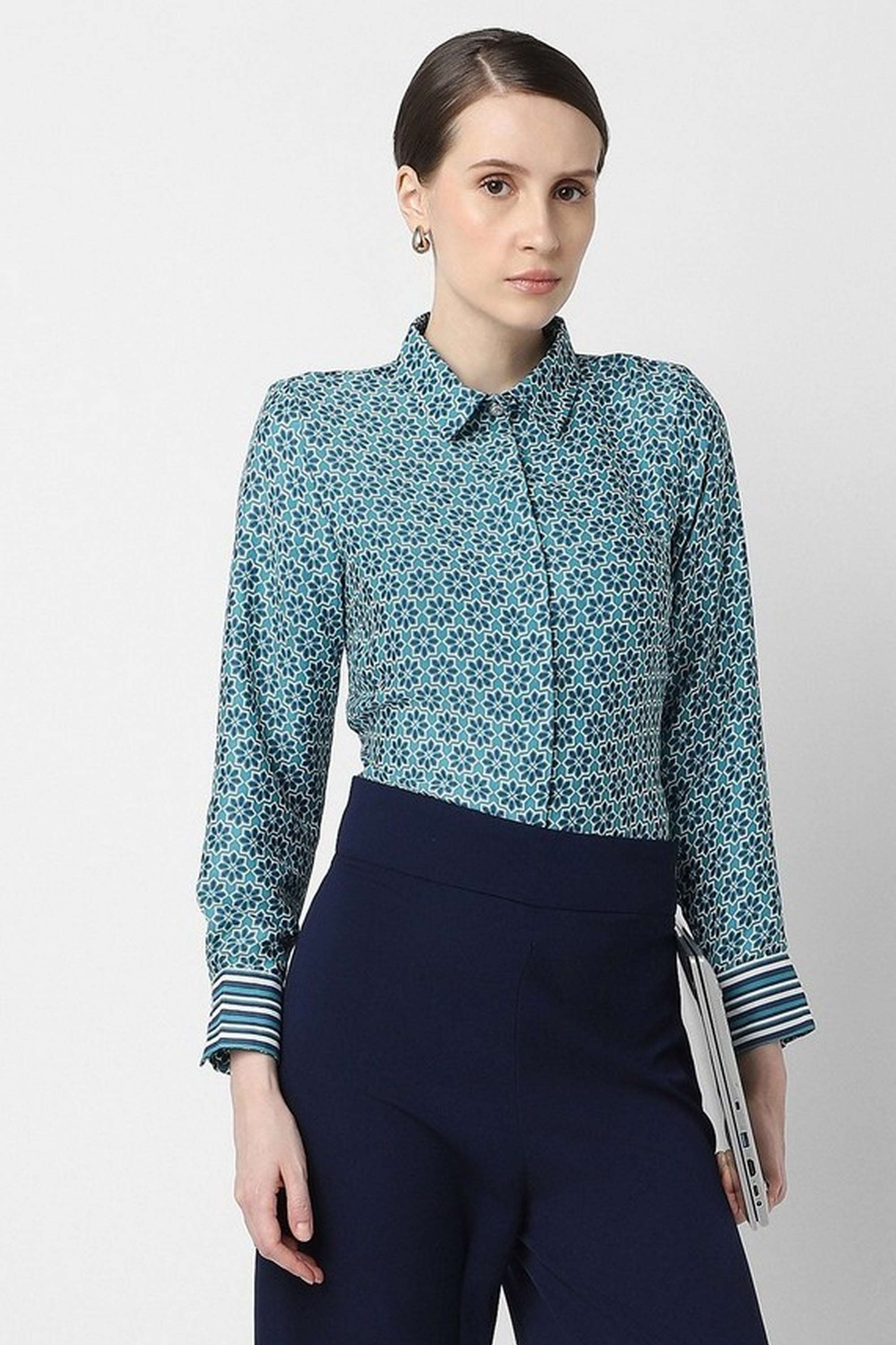 Geometric-Print-Spread-Collar-Polyester-Women-s-Formal-Wear-Shirt