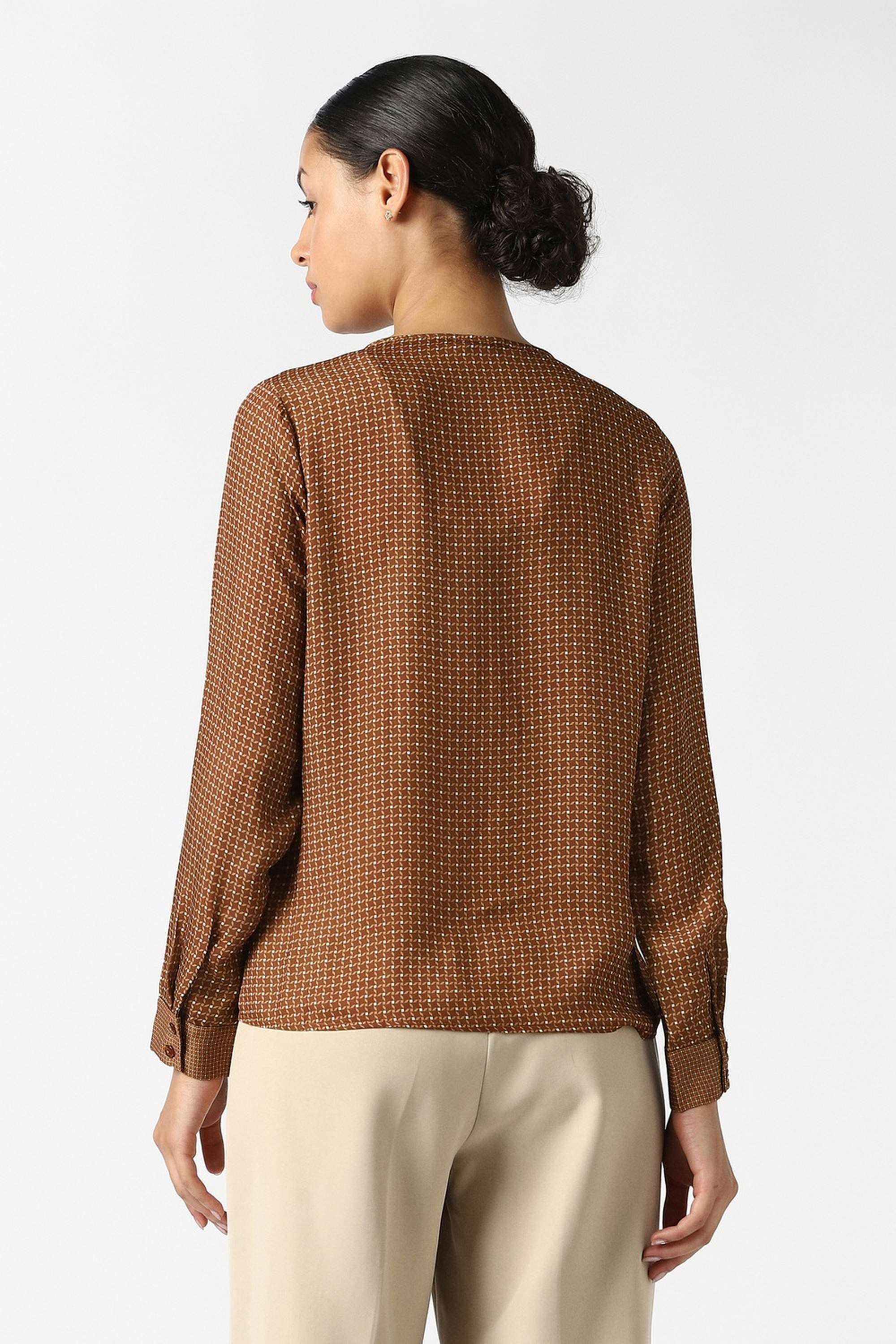 Geometric-Print-Blended-Fabric-Henley-Women-Top