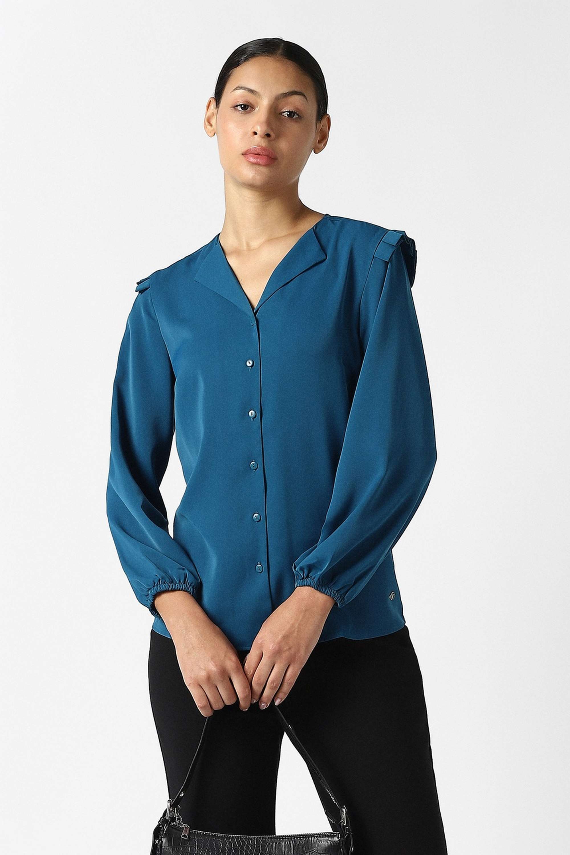 Solid-Blended-Fabric-Collared-Women-Top