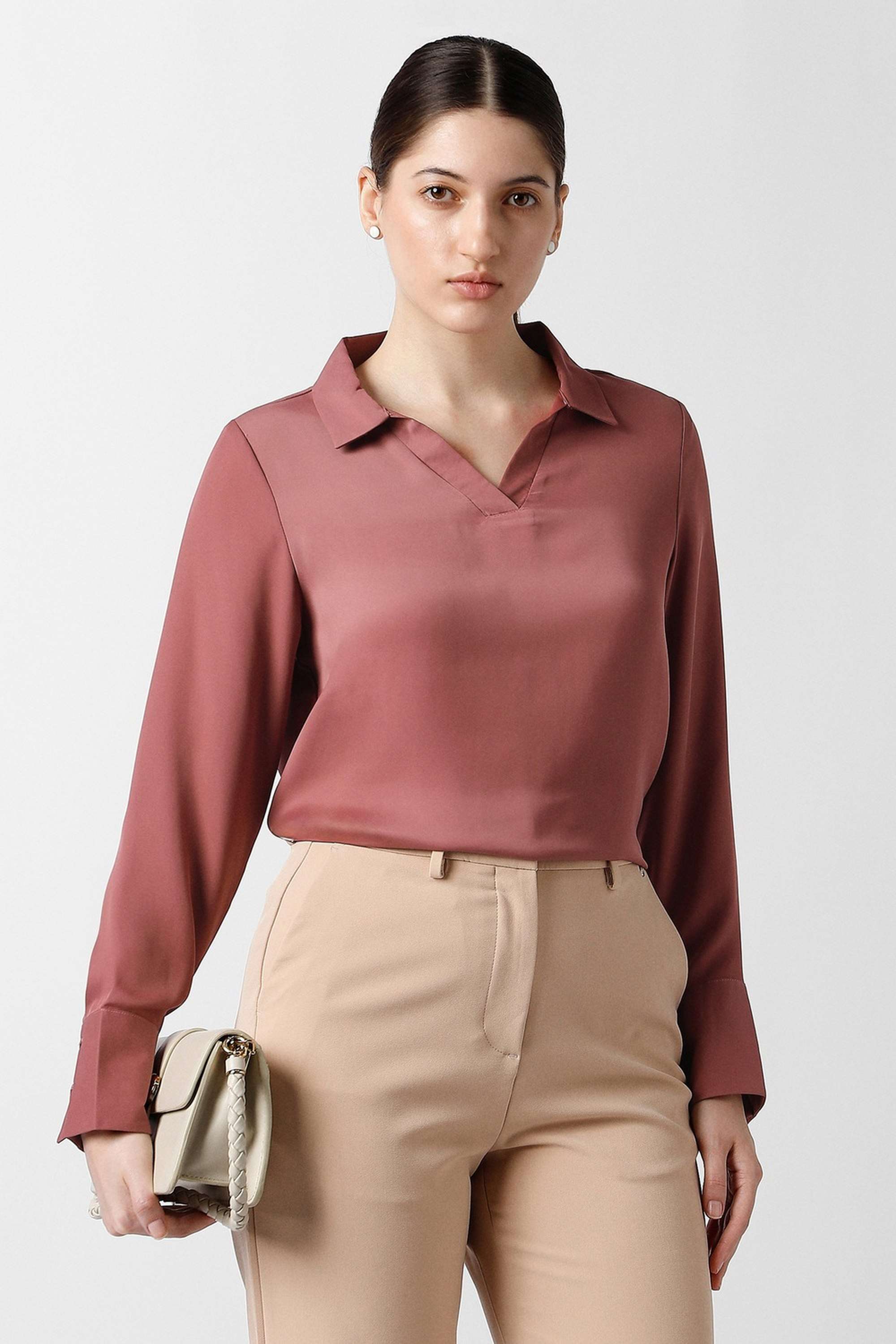 Solid-Blended-Fabric-Collared-Women-Top