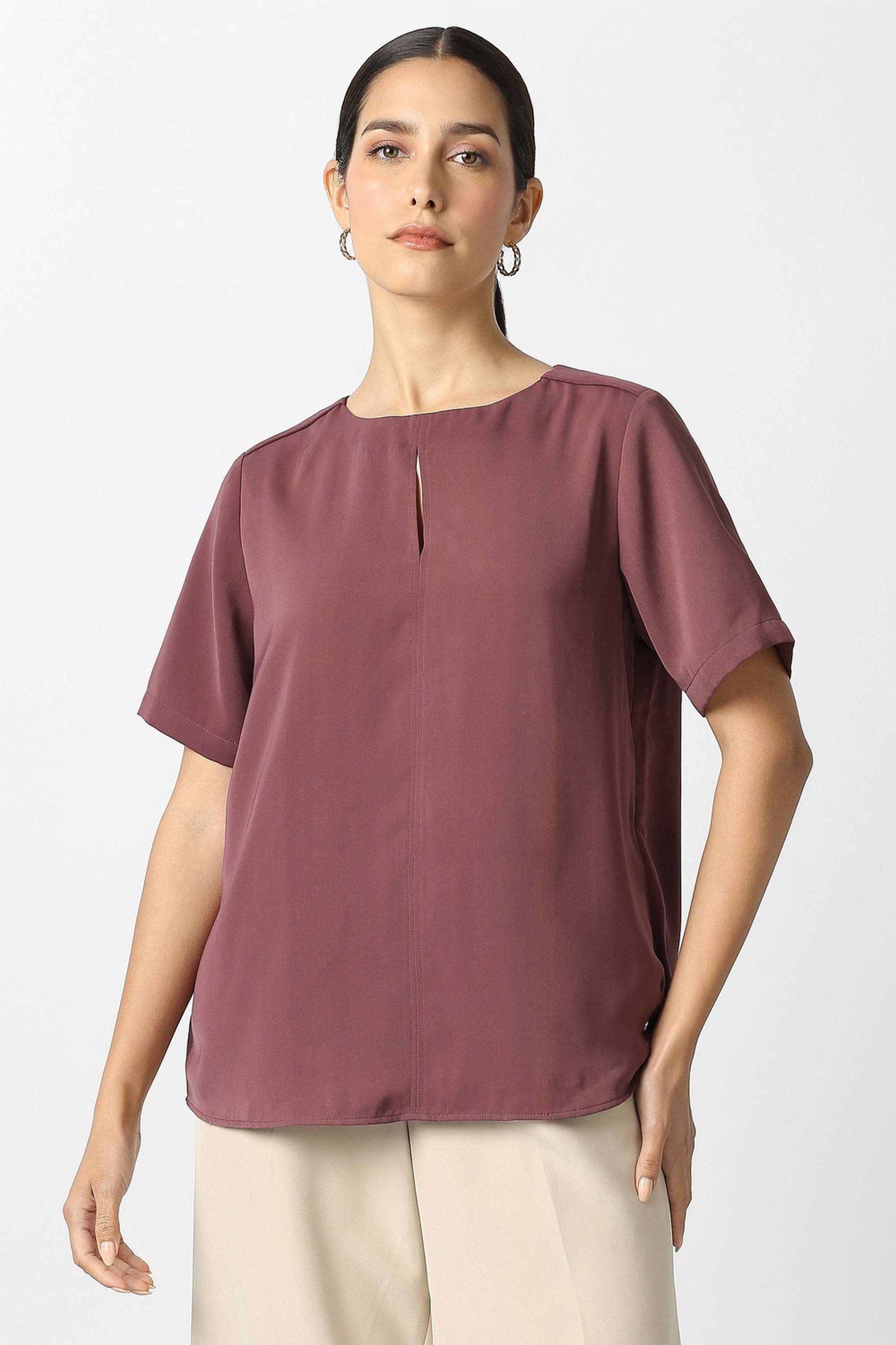 Solid-Blended-Fabric-Choker-Neck-Women-Top