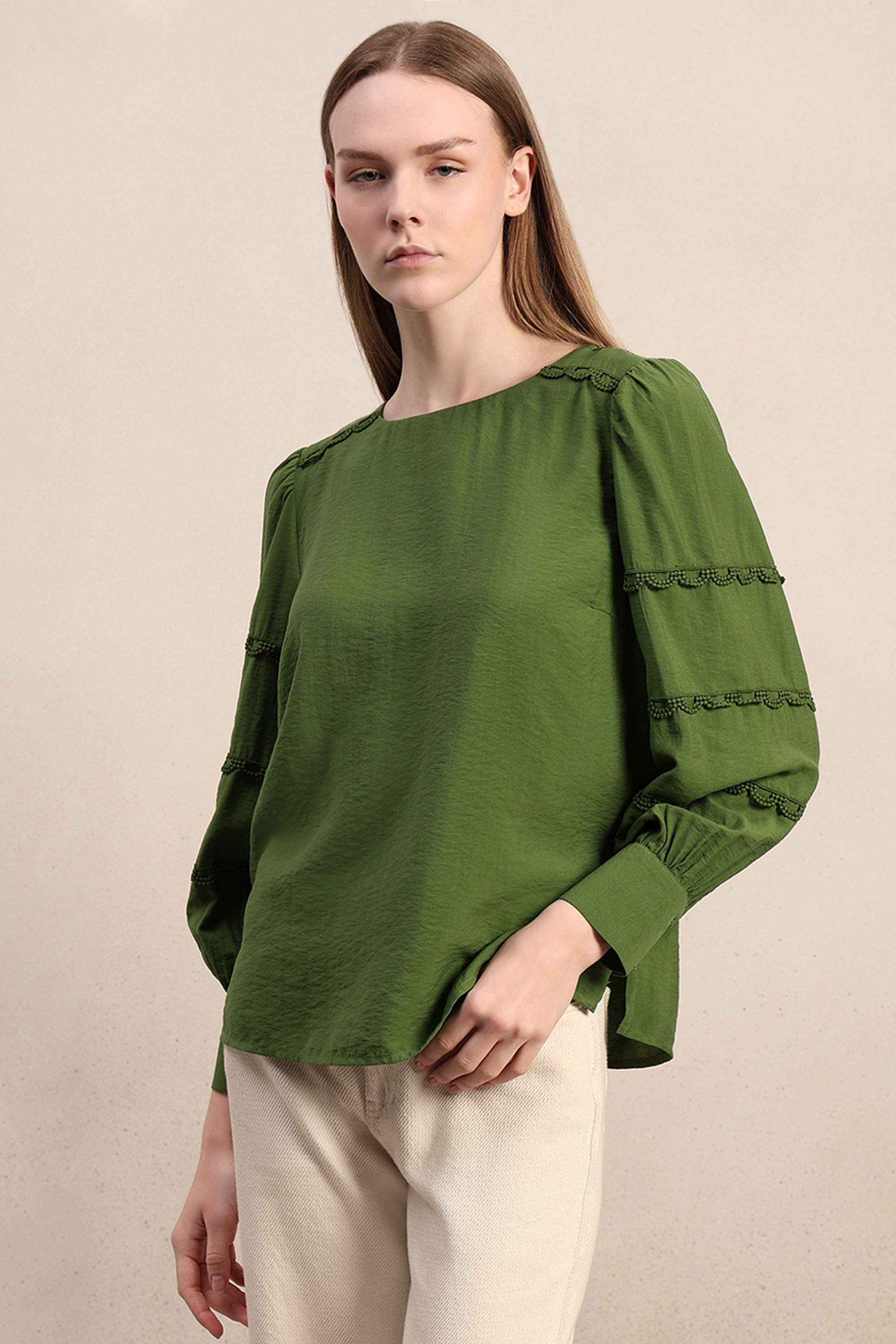 Solid-Nylon-Round-Neck-Women-s-Top