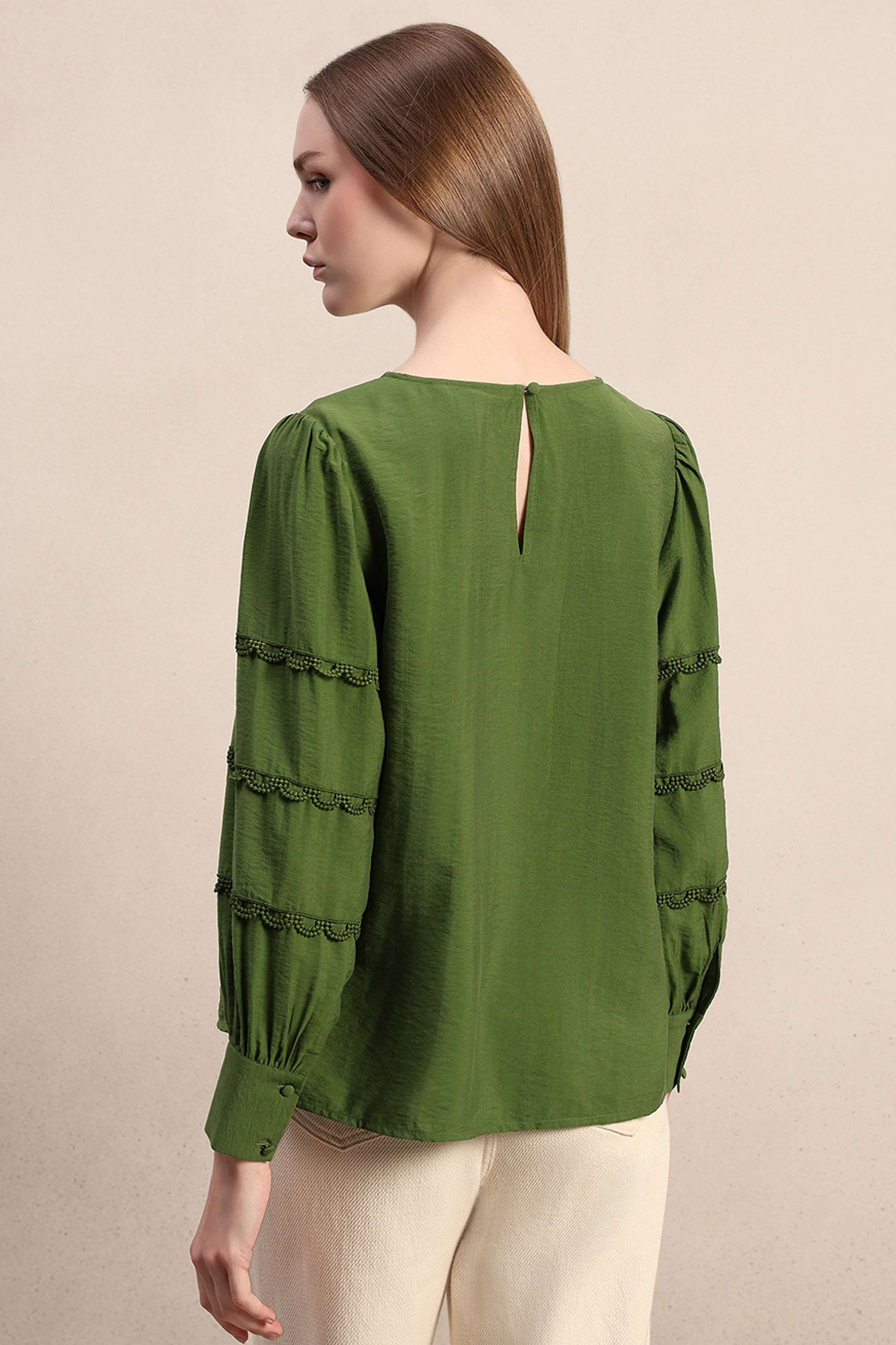 Solid-Nylon-Round-Neck-Women-s-Top