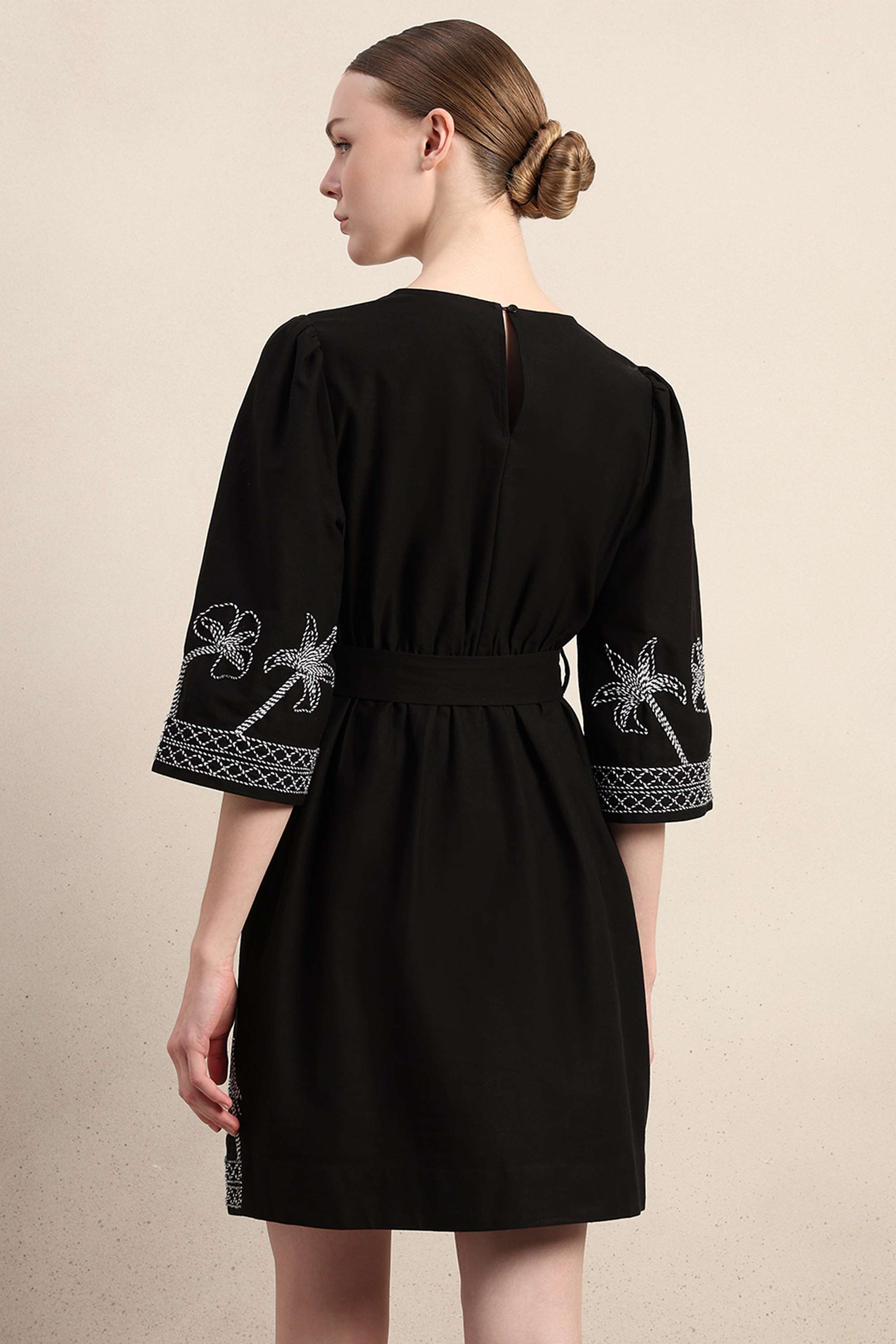 Solid-Round-Neck-Cotton-Women-s-Dress