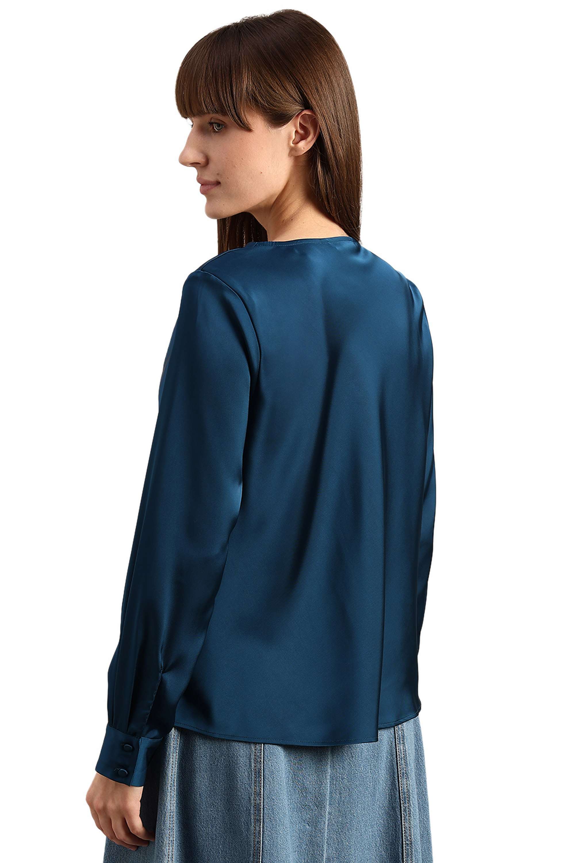 Solid-Blended-Fabric-Round-Neck-Women-Top