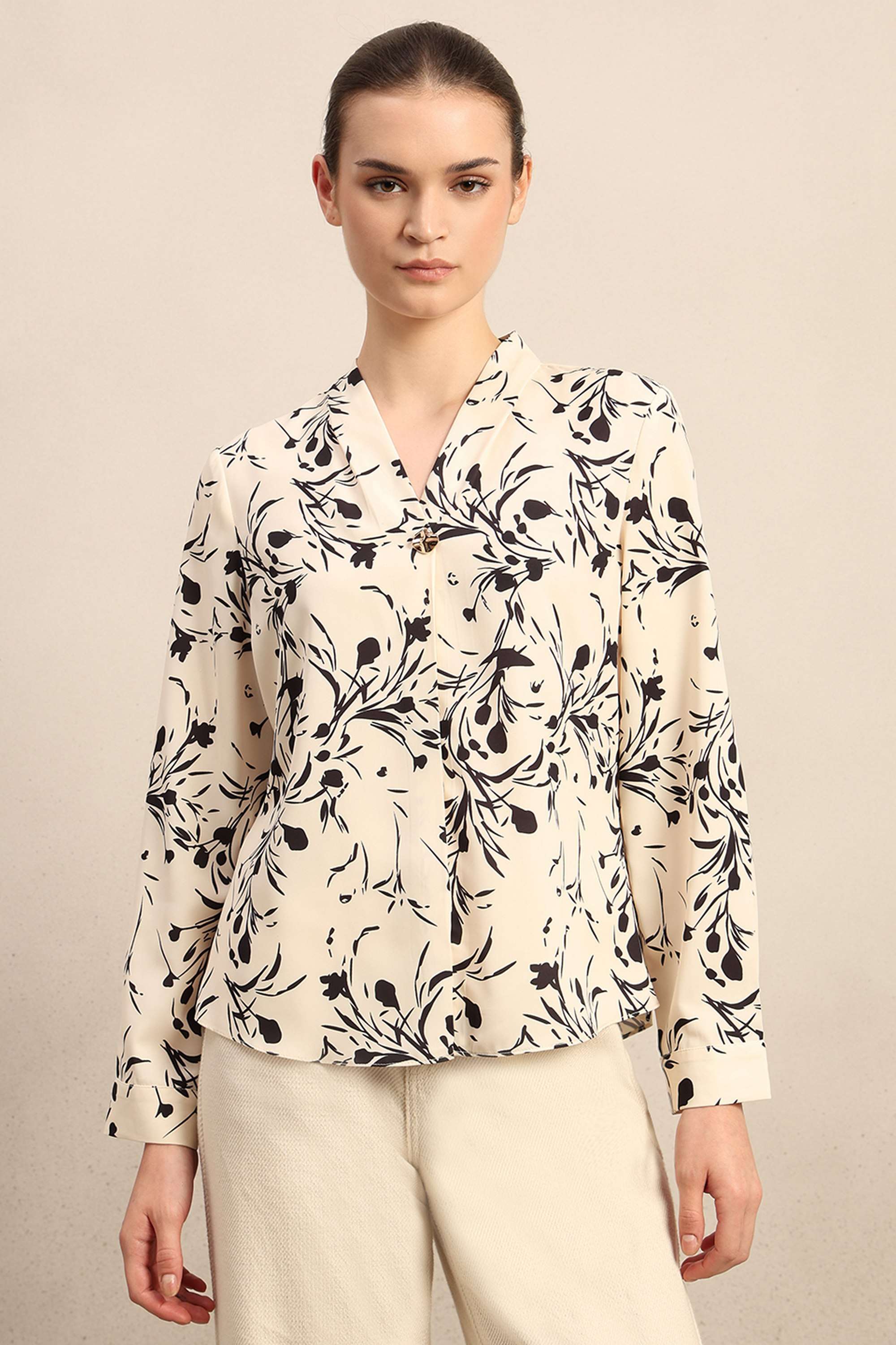 Printed-Polyester-V-Neck-Women-s-Top