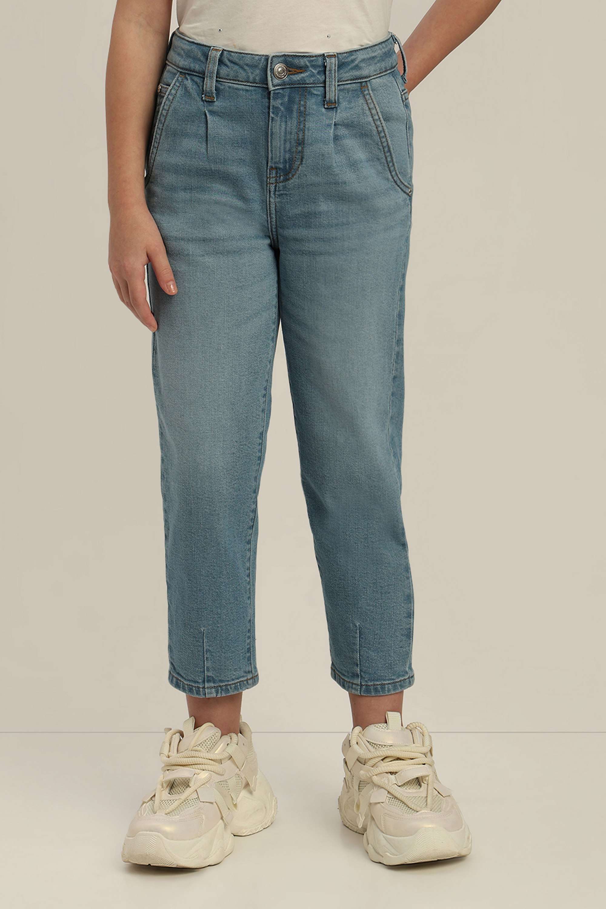 Solid-Blended-Fabric-Regular-Fit-Girls-Jeans