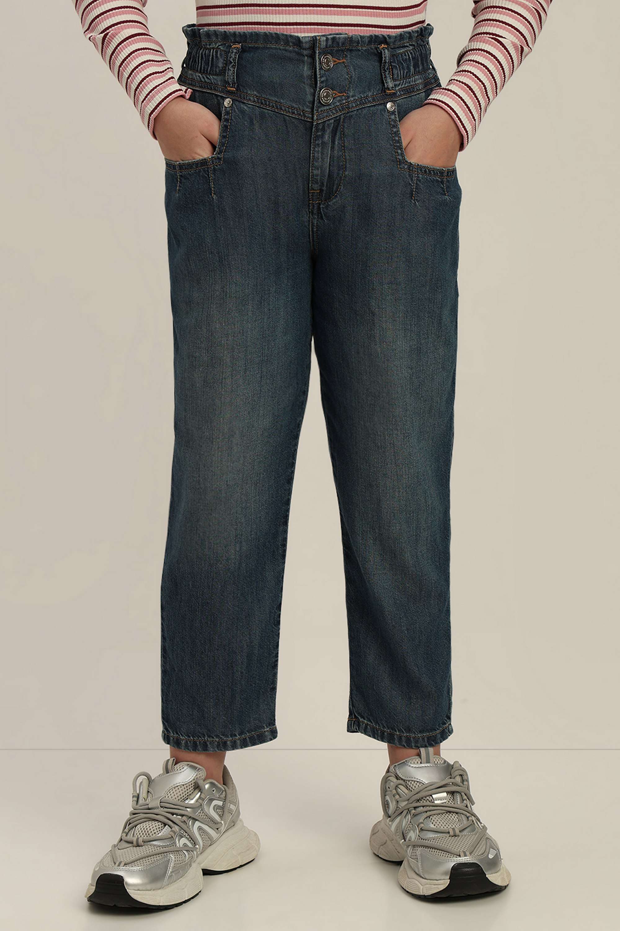Solid-Blended-Fabric-Regular-Fit-Girls-Jeans