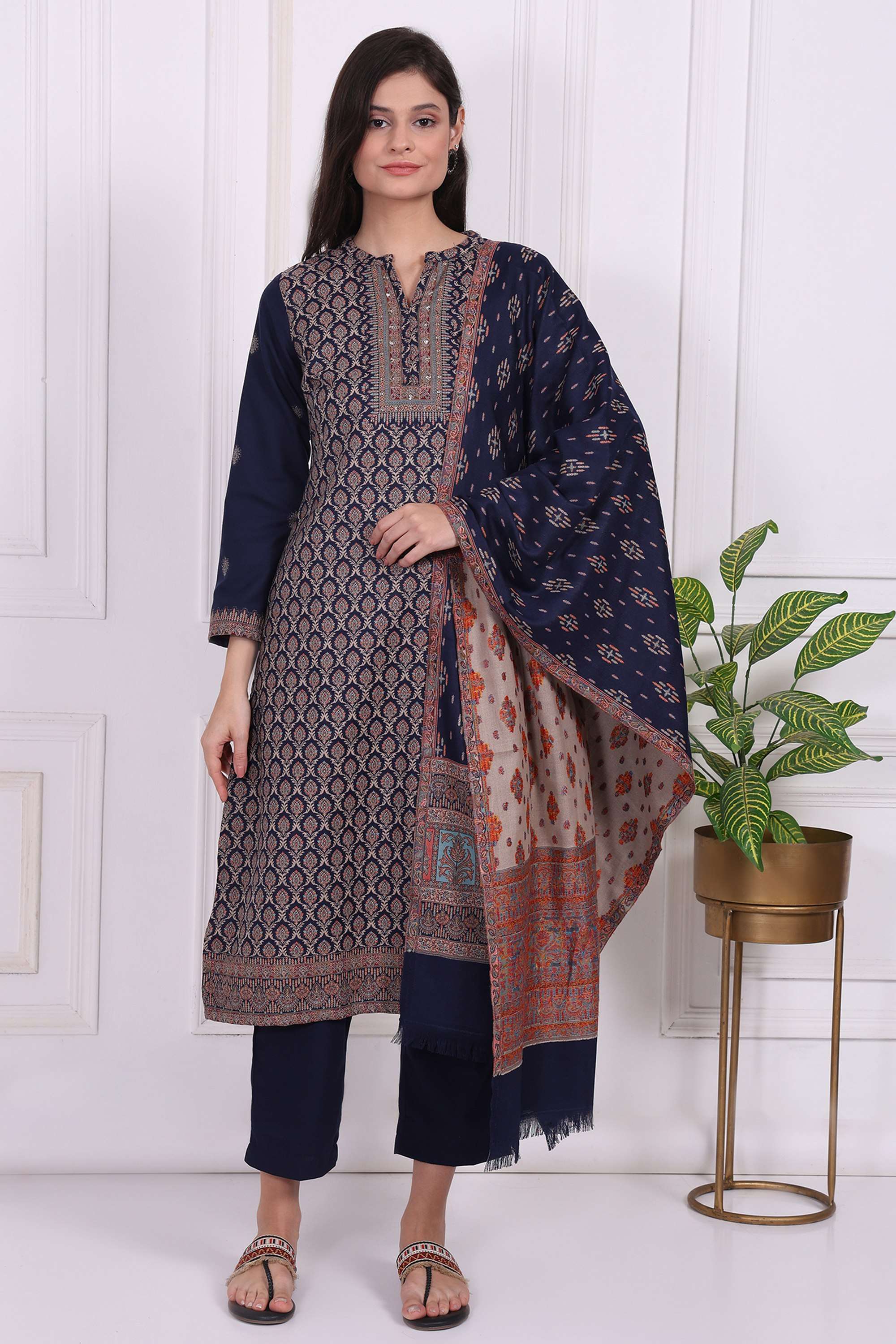 Textured-Polyester-Women-s-Festive-Wear-Kurta-Set