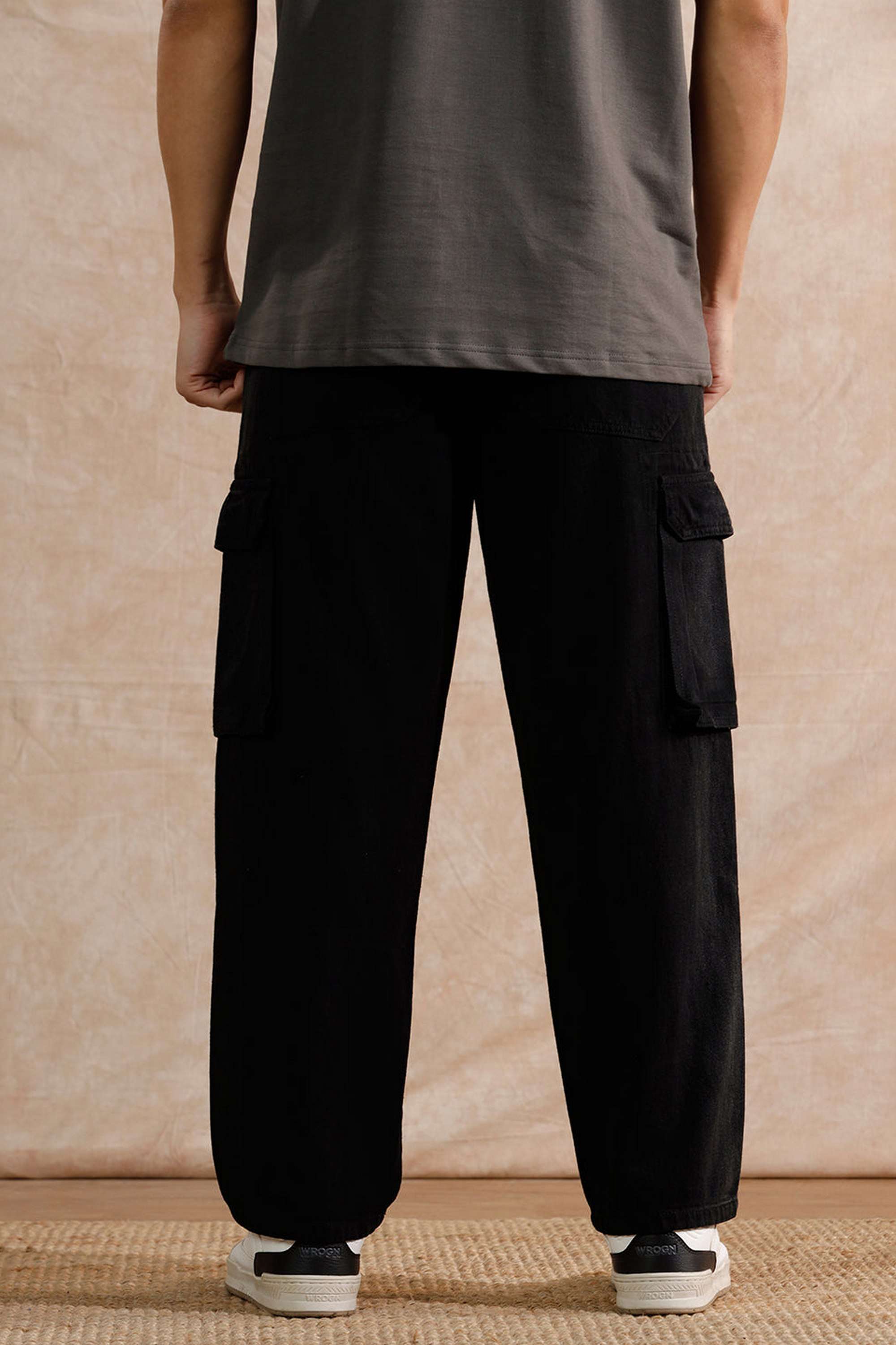 Solid-Cotton-Relaxed-Fit-Men-Cargos