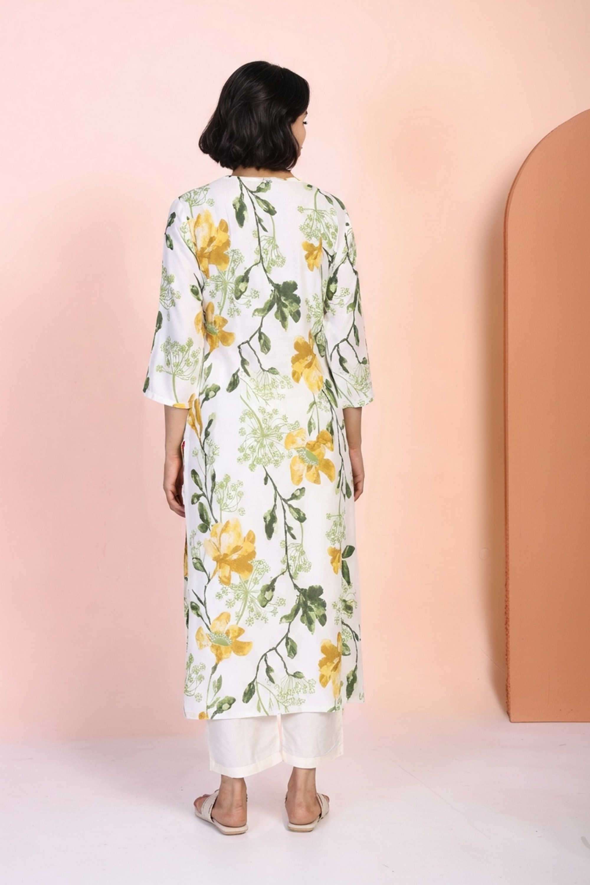 Textured-Viscose-Women-s-Festive-Wear-Kurta