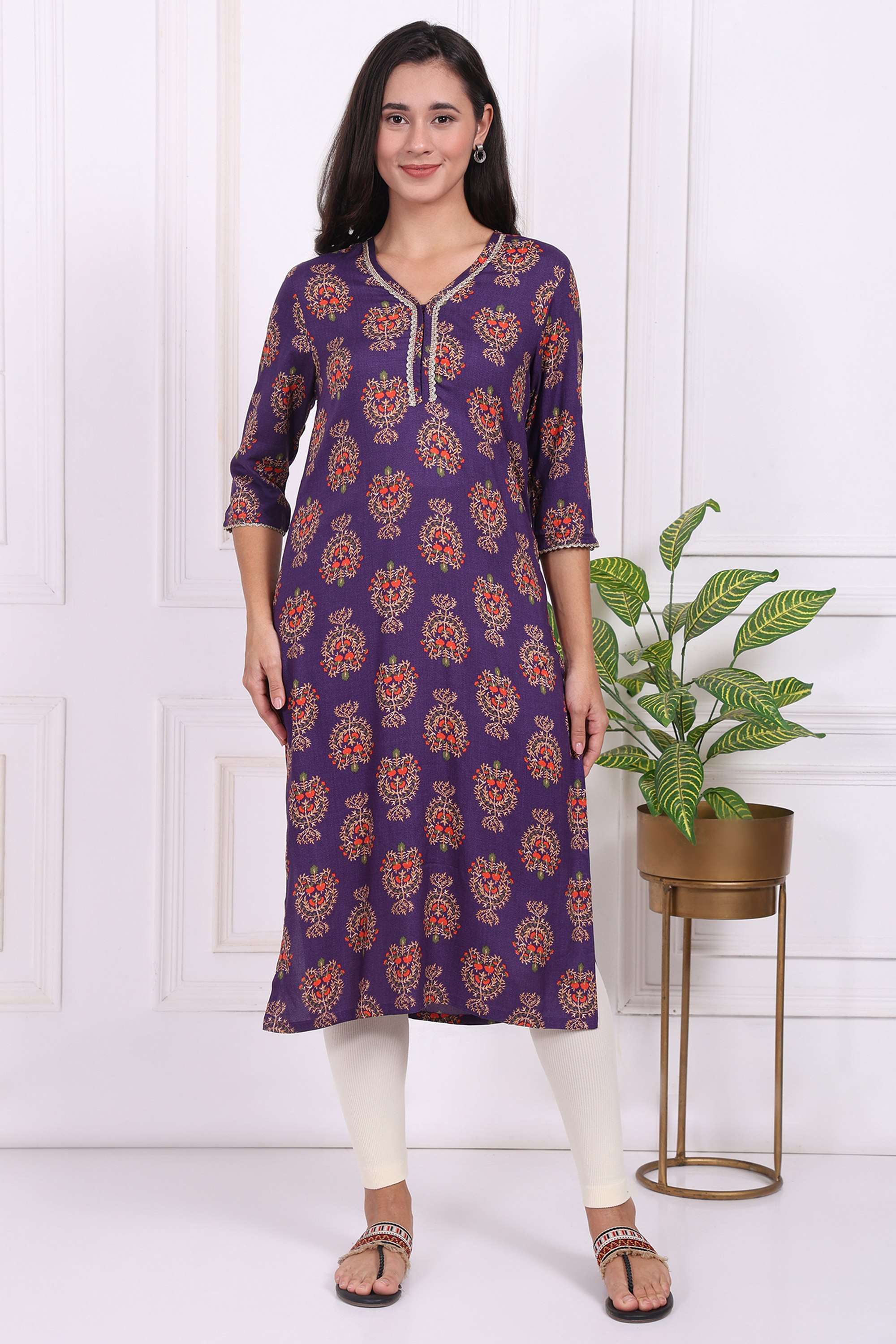 Floral-Blended-Fabric-V-Neck-Women-s-Festive-Wear-Kurta